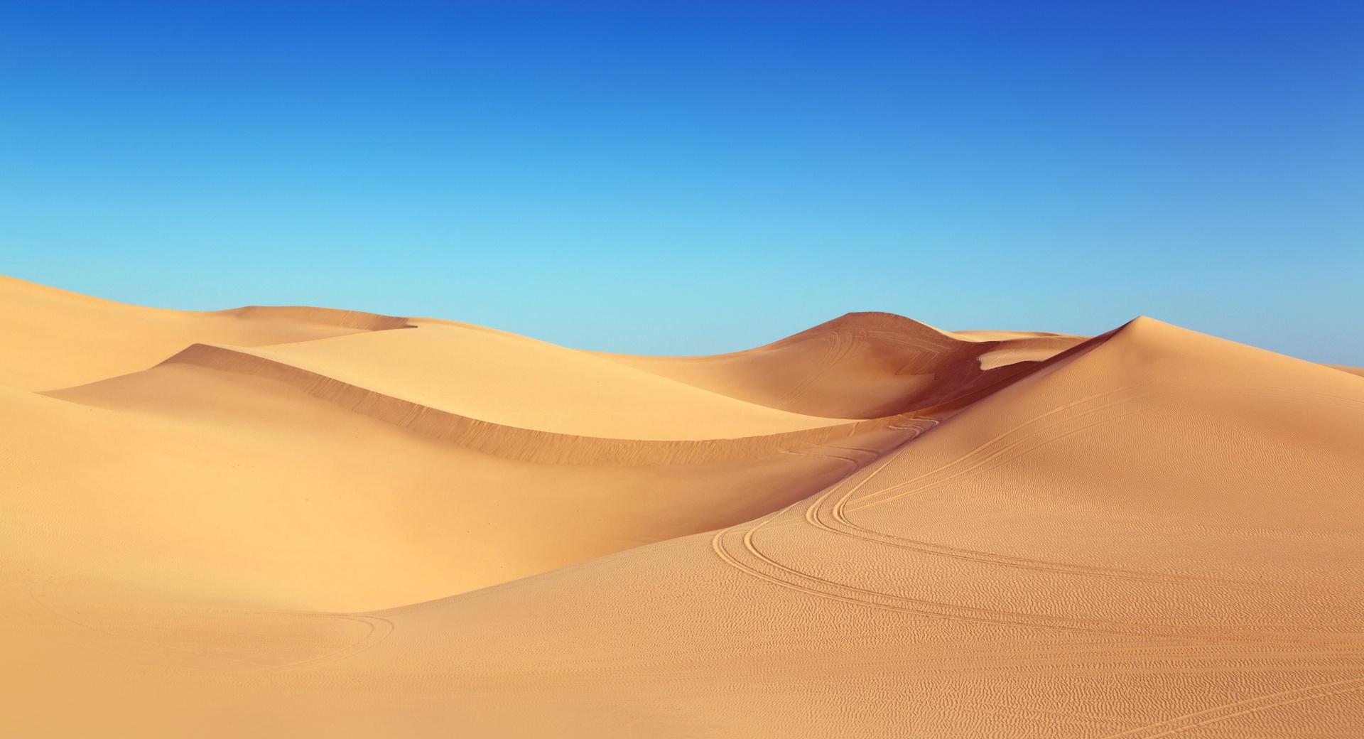 Algodones Dunes, California at 1024 x 1024 iPad size wallpapers HD quality
