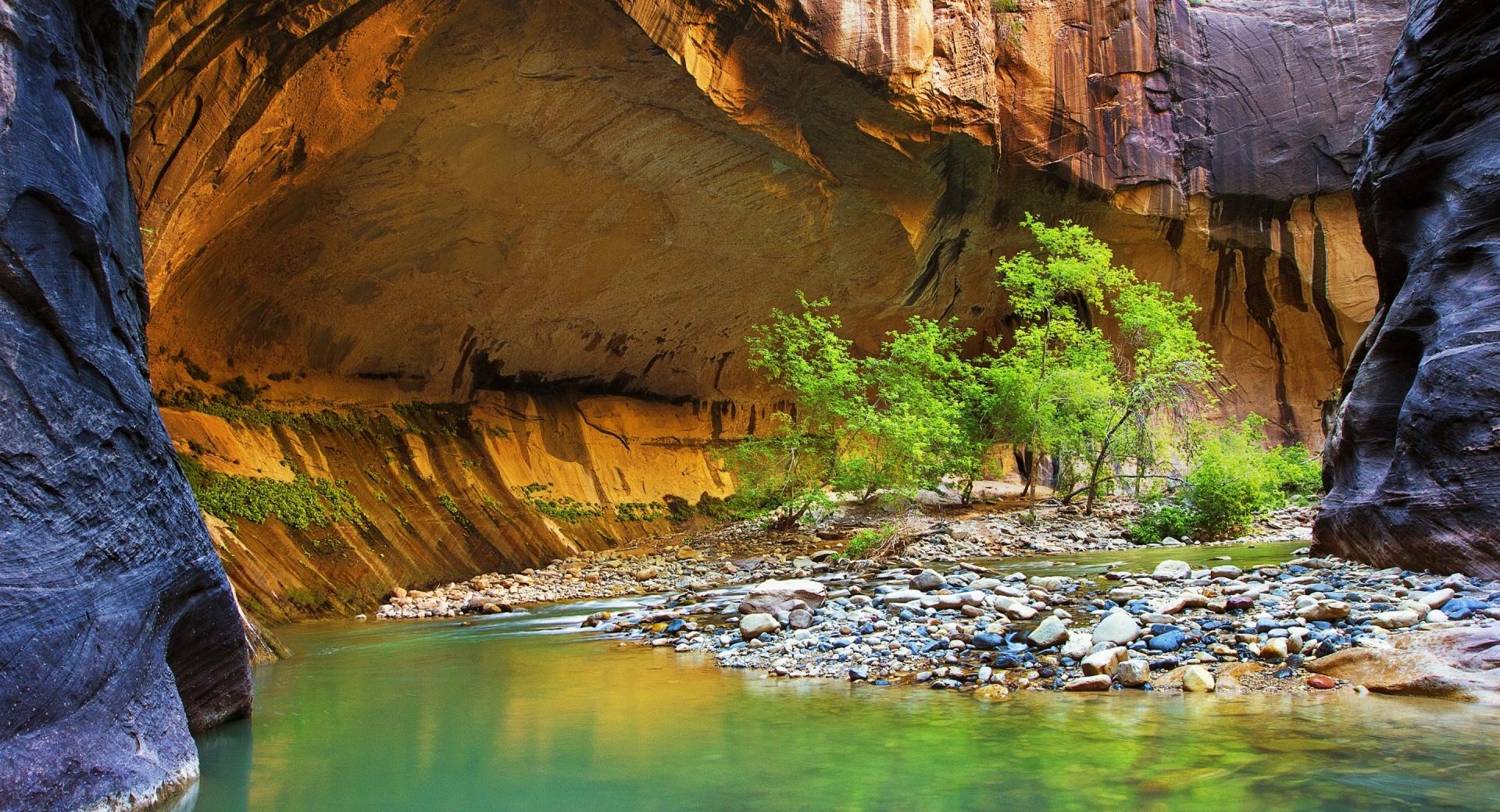 Canyon With Little River Stones at 750 x 1334 iPhone 6 size wallpapers HD quality