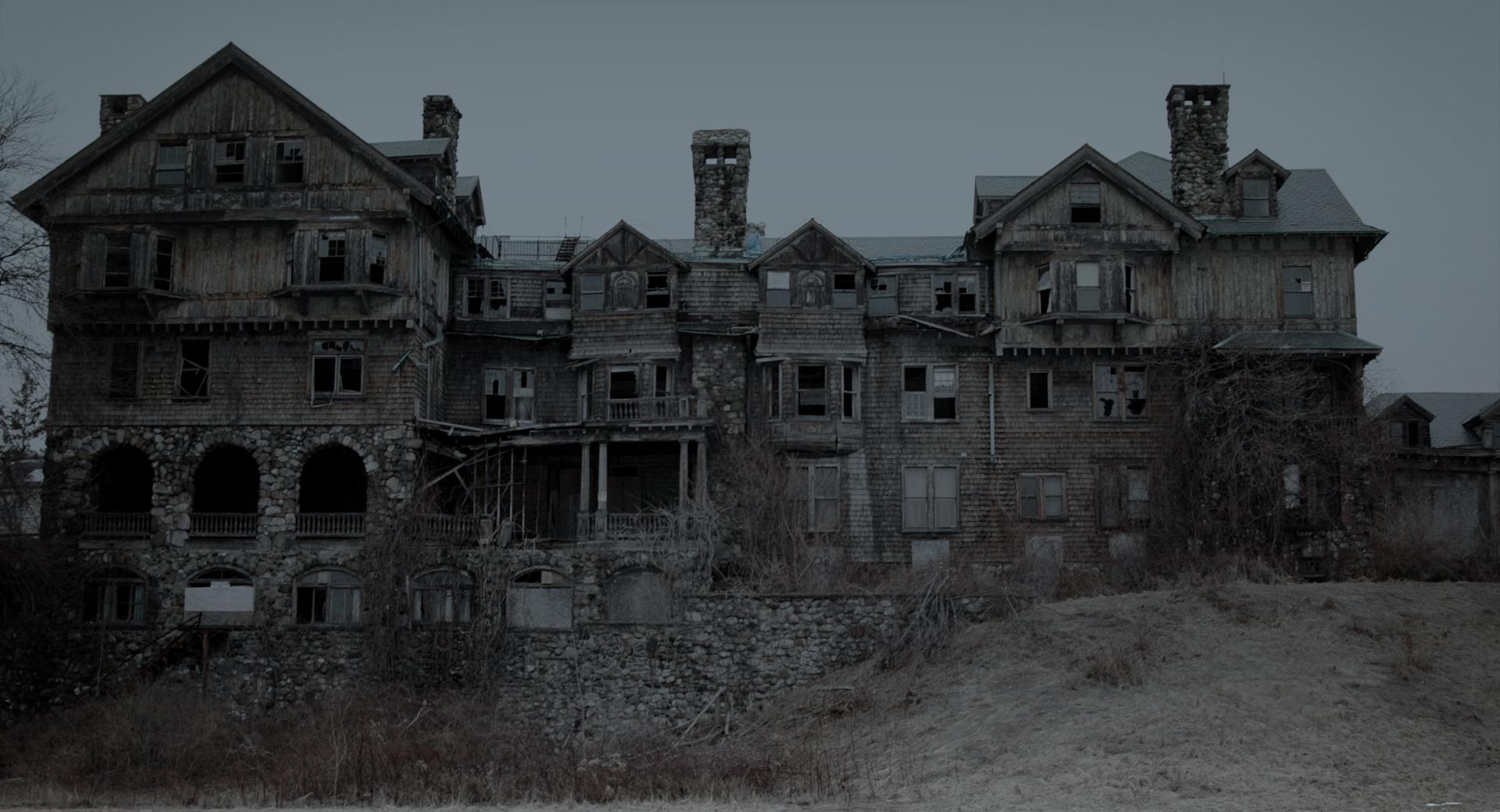 Creepy House at 1600 x 1200 size wallpapers HD quality