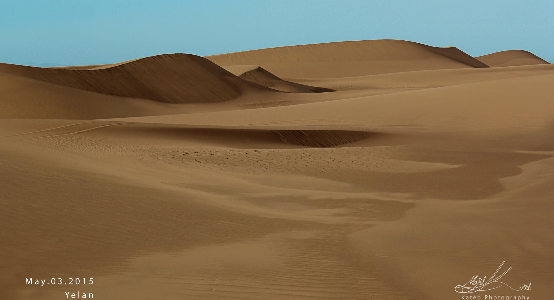 Desert Yelan - Iran at 320 x 480 iPhone size wallpapers HD quality
