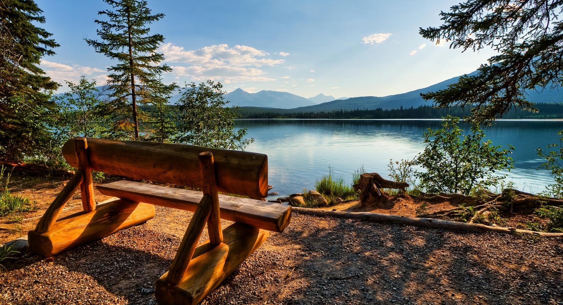 Empty Bench Near The Lake wallpapers HD quality