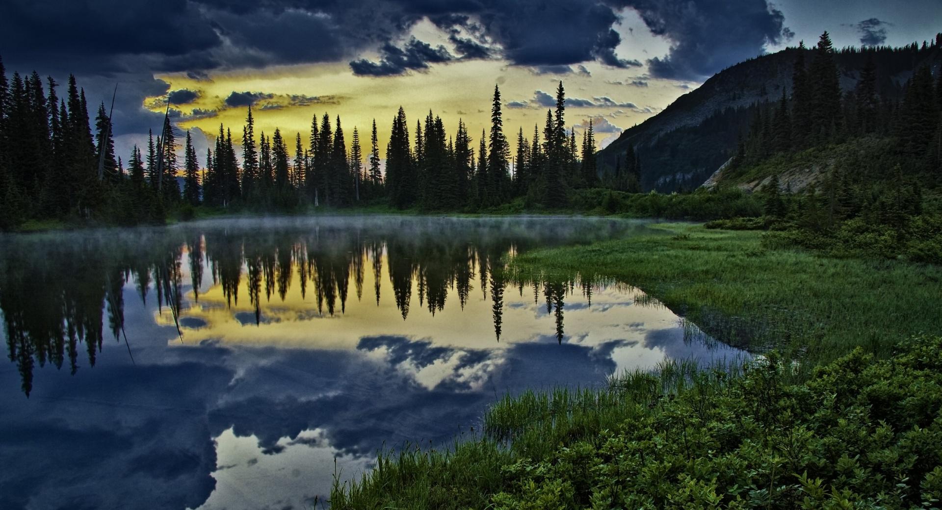 Lake Reflections At Sunset at 1024 x 1024 iPad size wallpapers HD quality