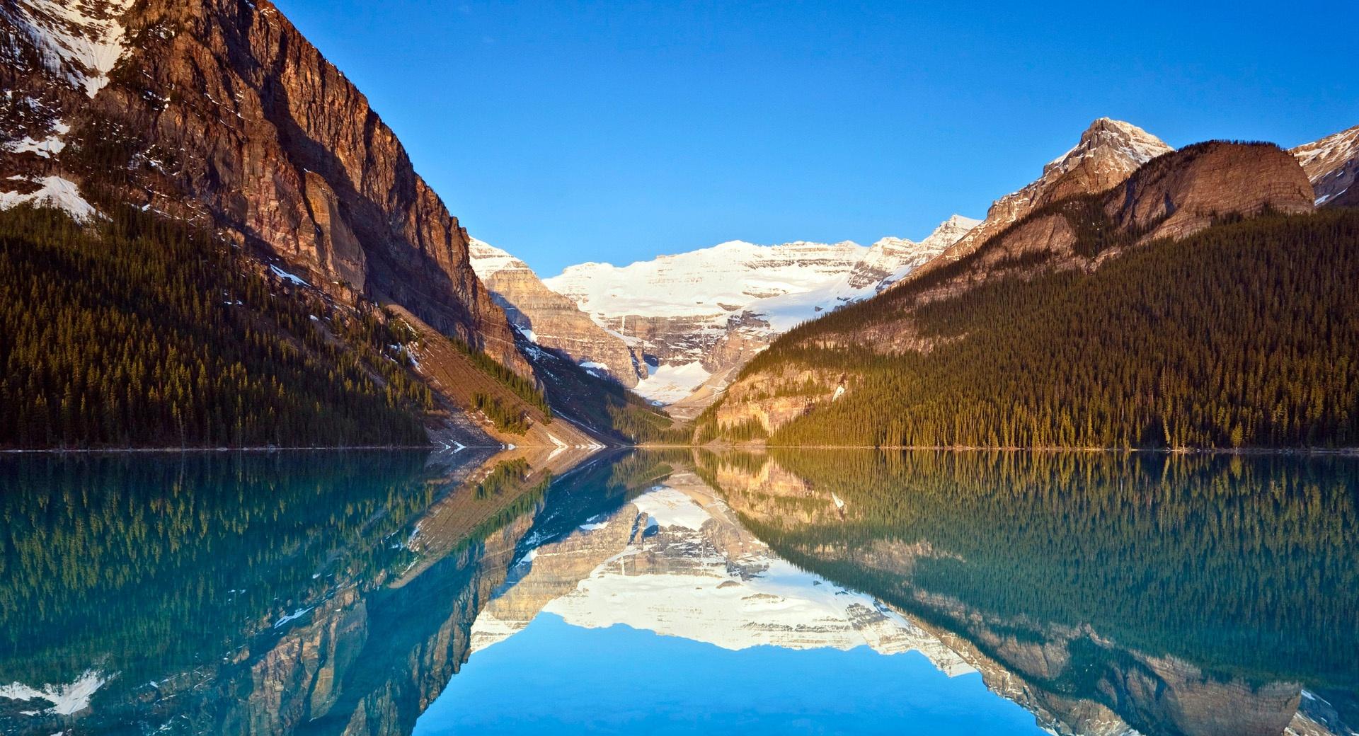 Louise Lake Reflections at 640 x 1136 iPhone 5 size wallpapers HD quality