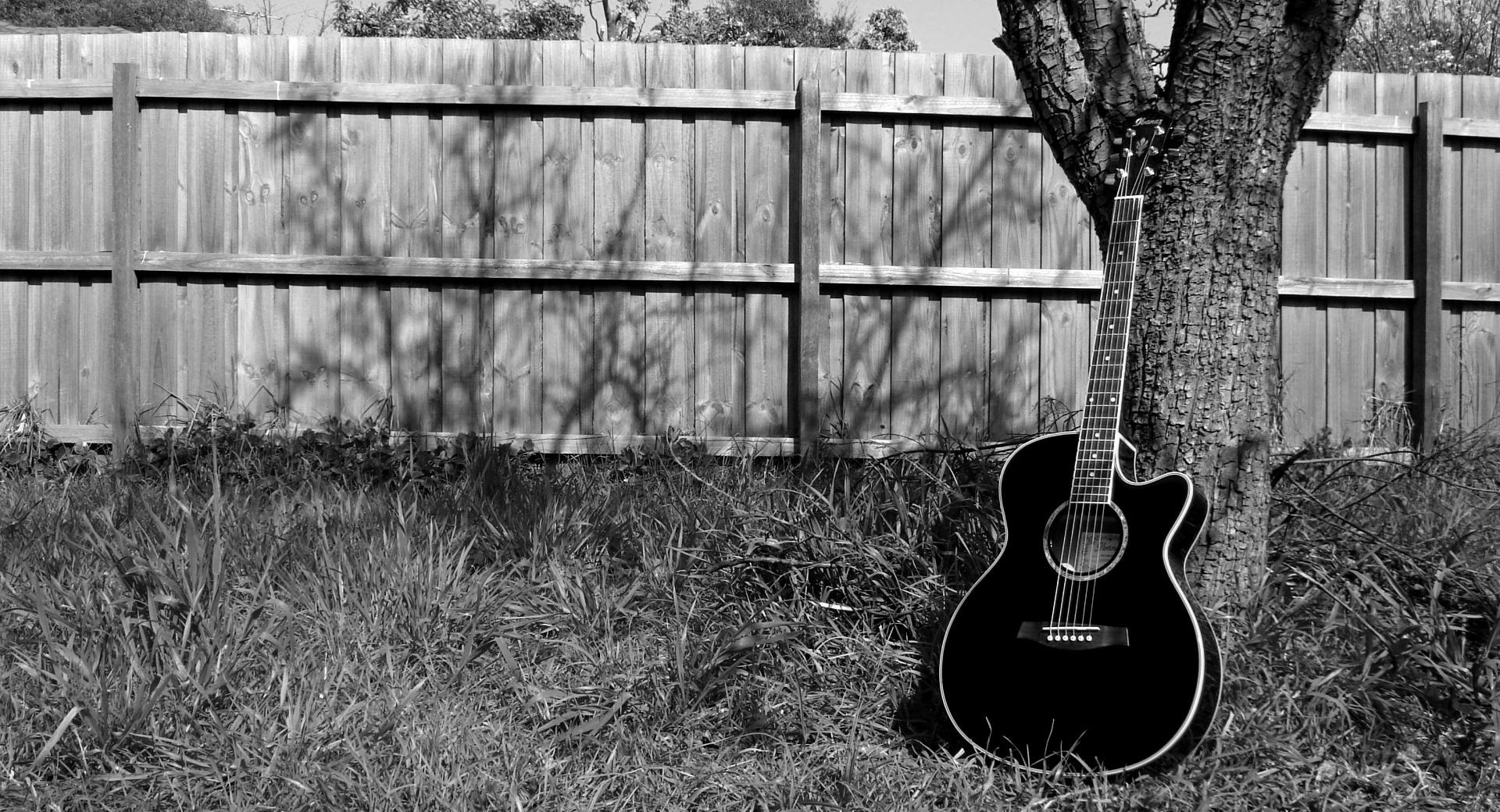 My Black Acoustic at 1152 x 864 size wallpapers HD quality