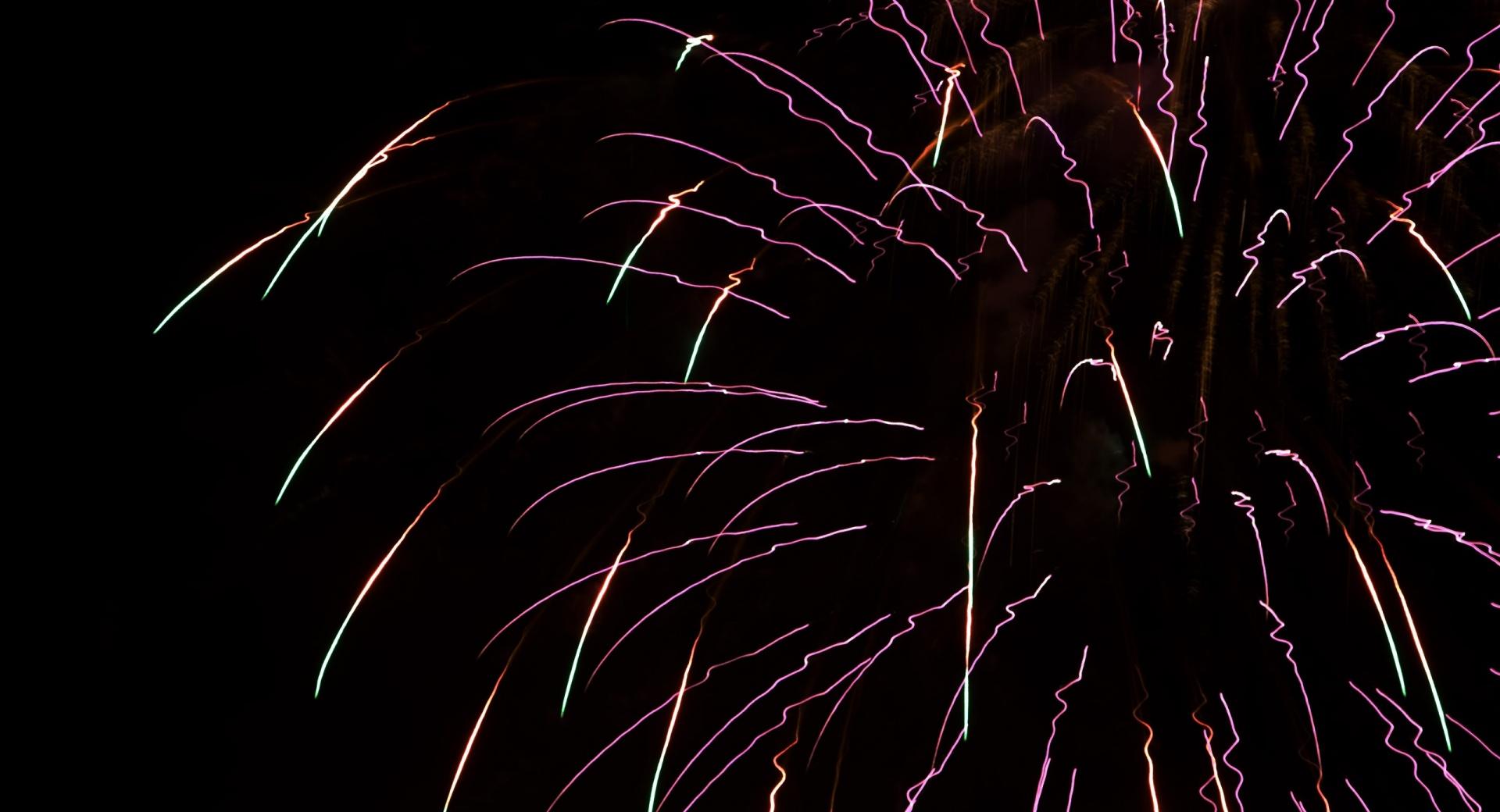 New Year Fireworks 2012 at 1152 x 864 size wallpapers HD quality