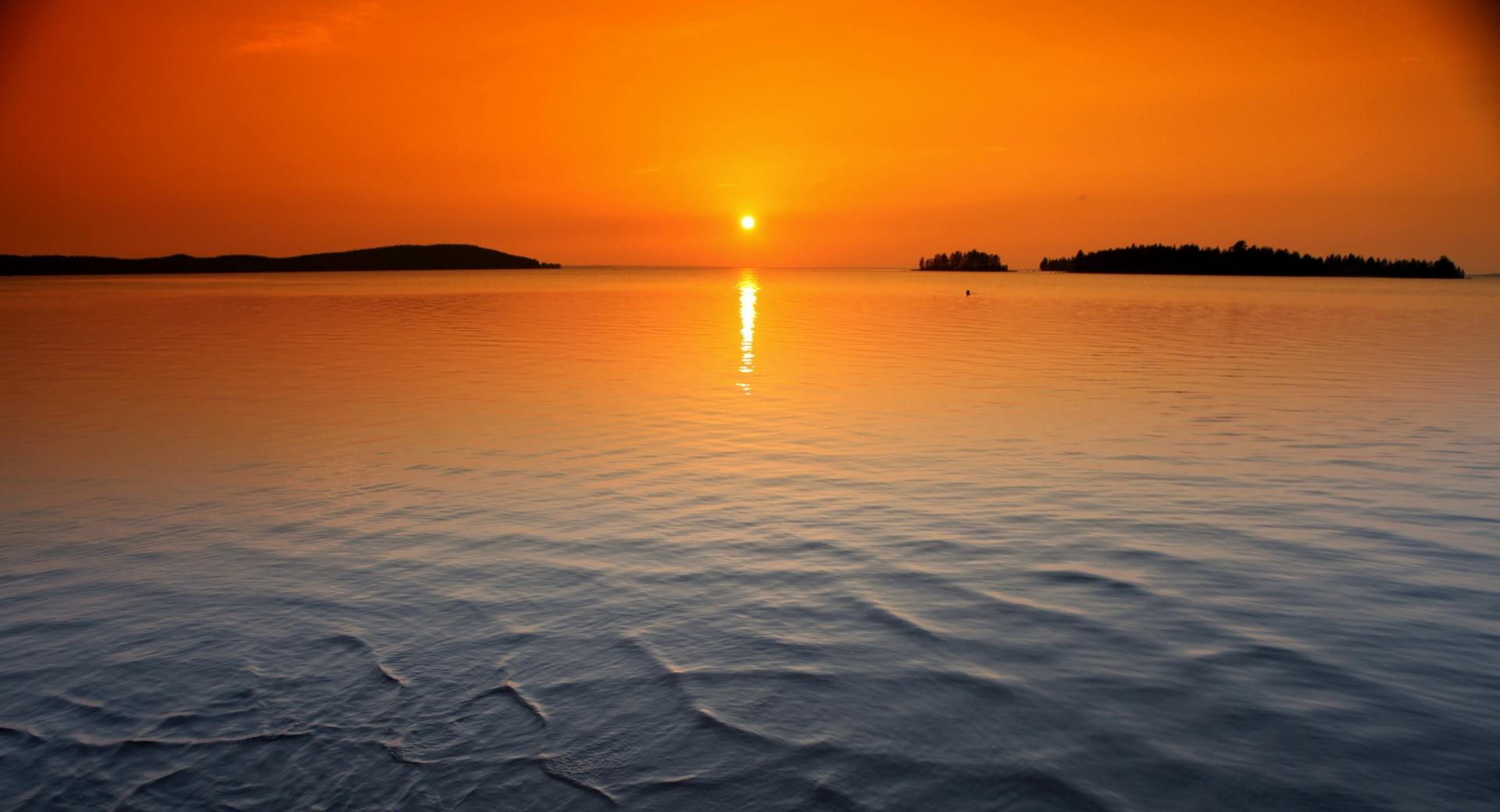 Orange Horizon Sunset at 640 x 960 iPhone 4 size wallpapers HD quality