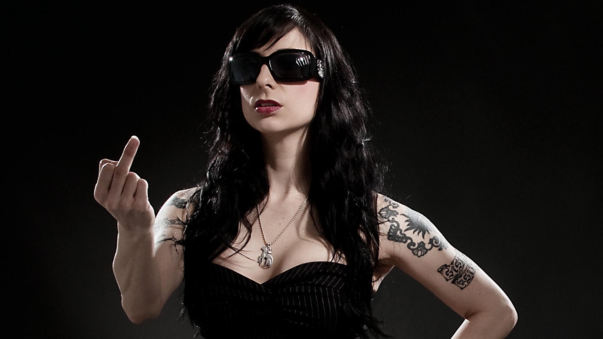 Sister Sin at 1600 x 1200 size wallpapers HD quality