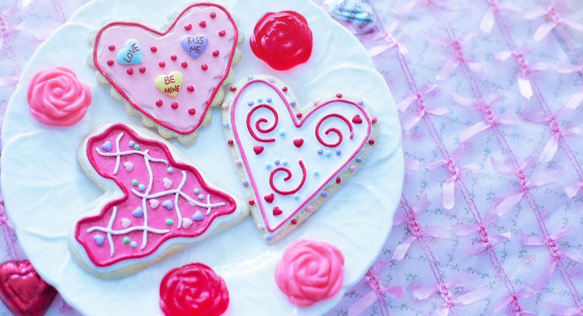 Valentine Heart Sugar Cookies at 1280 x 960 size wallpapers HD quality