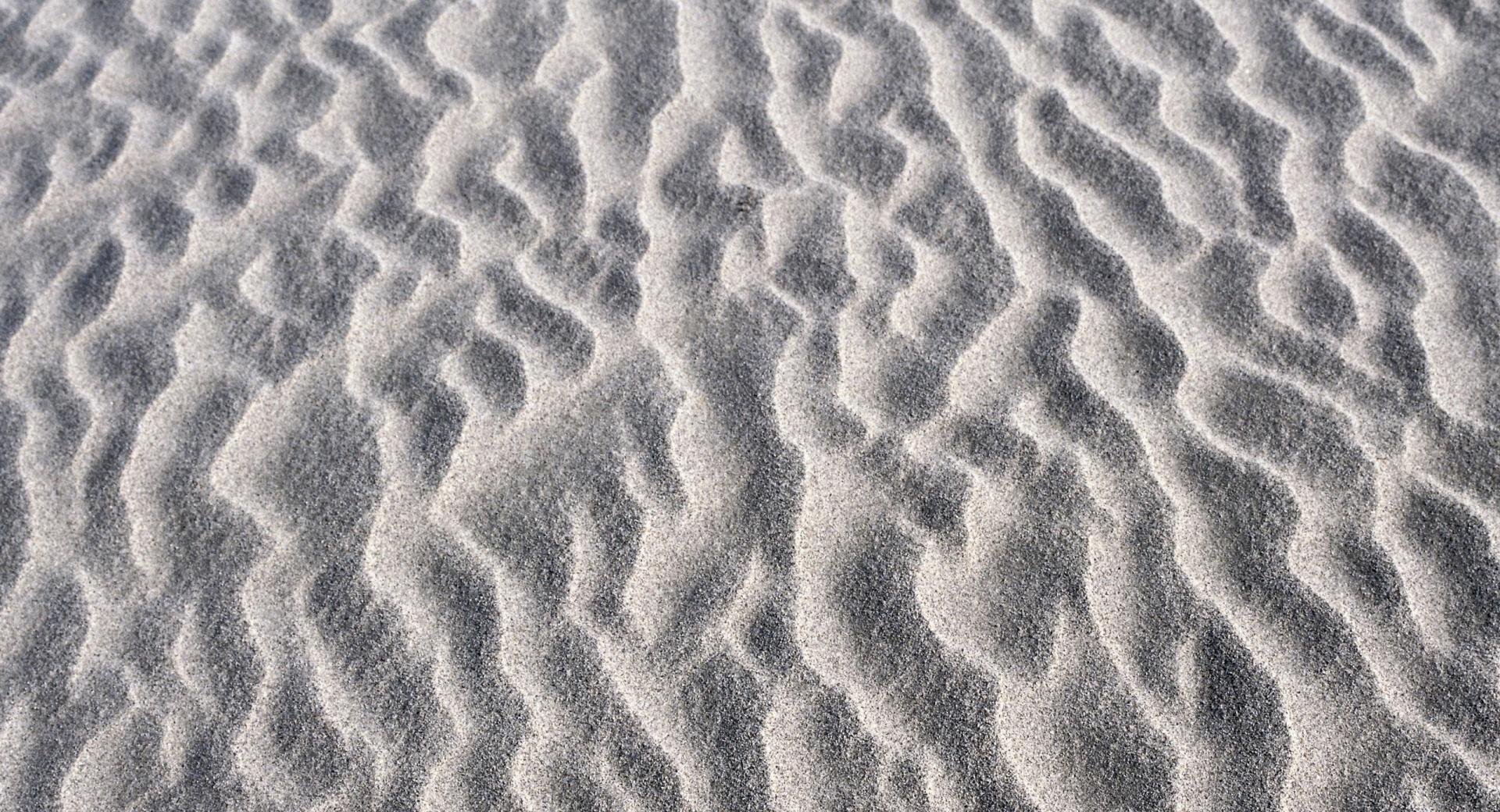White Desert Sand at 640 x 1136 iPhone 5 size wallpapers HD quality
