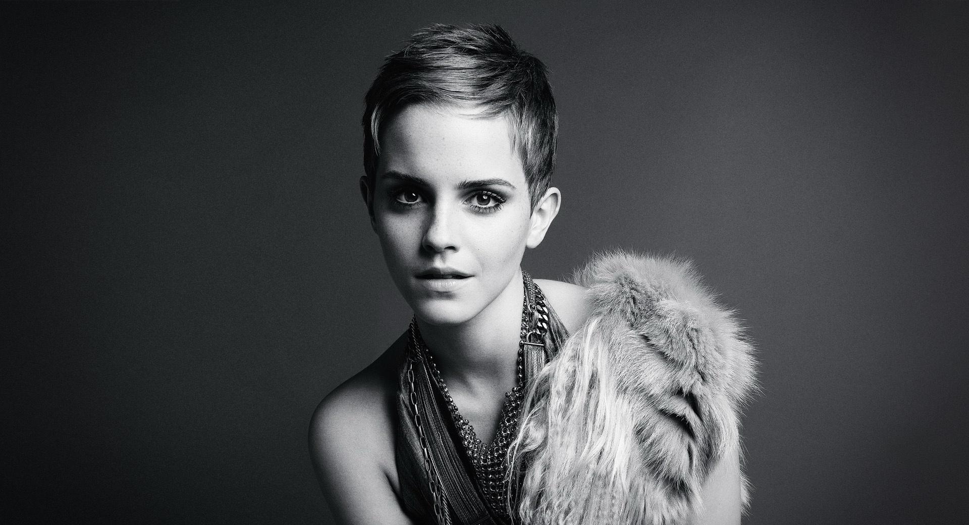 Emma Watson New at 1600 x 1200 size wallpapers HD quality