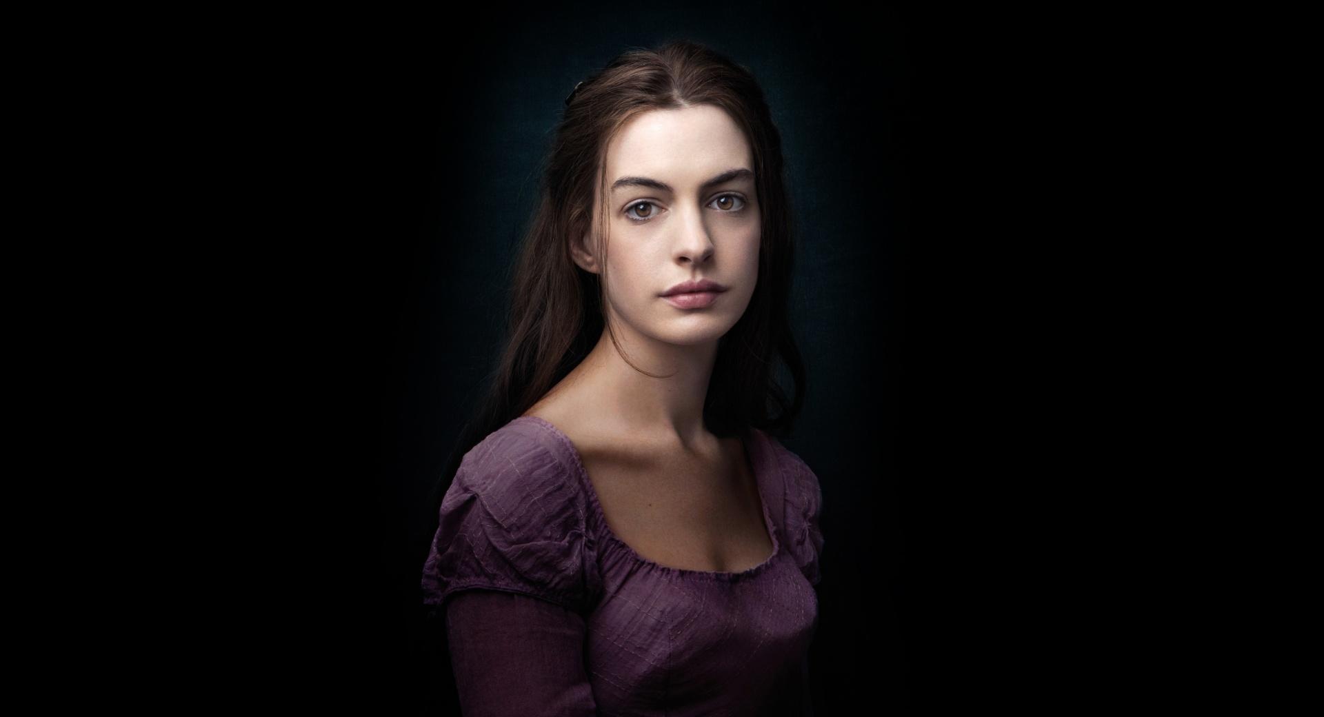 Les Miserables - Anne Hathaway as Fantine at 2048 x 2048 iPad size wallpapers HD quality