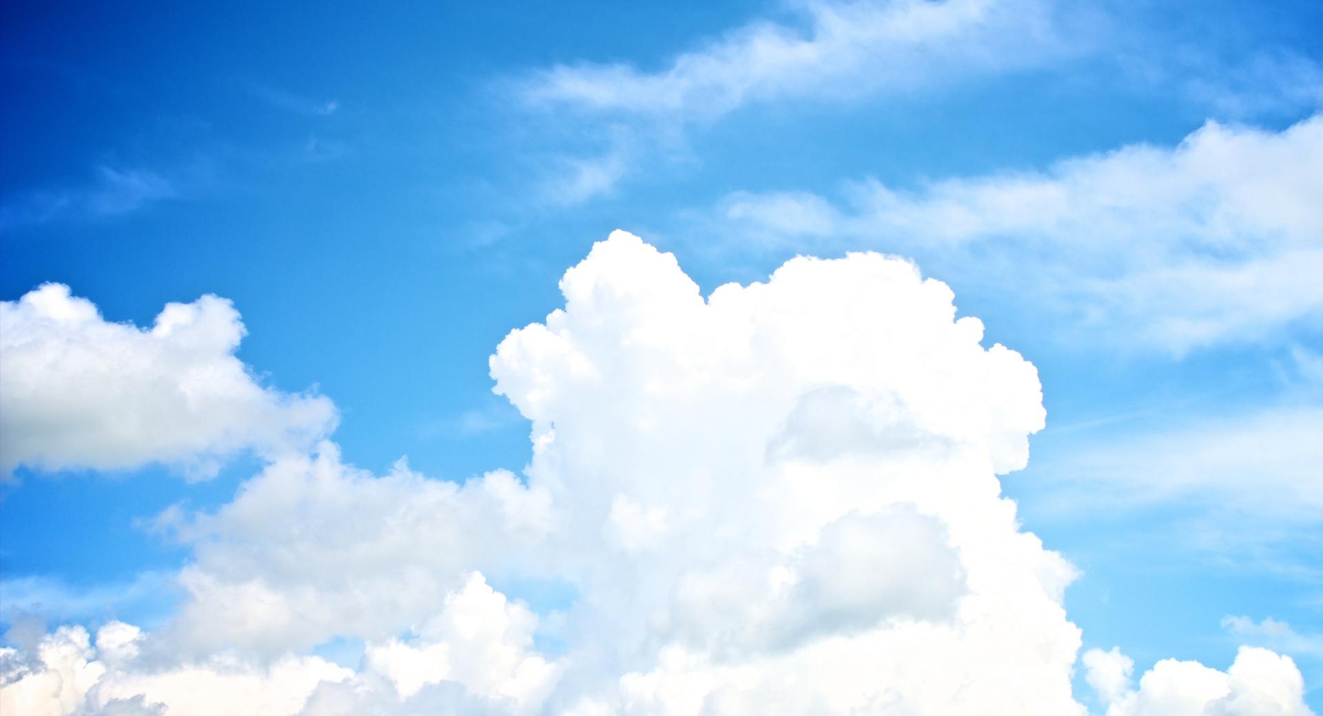 White Clouds In The Sky at 2048 x 2048 iPad size wallpapers HD quality