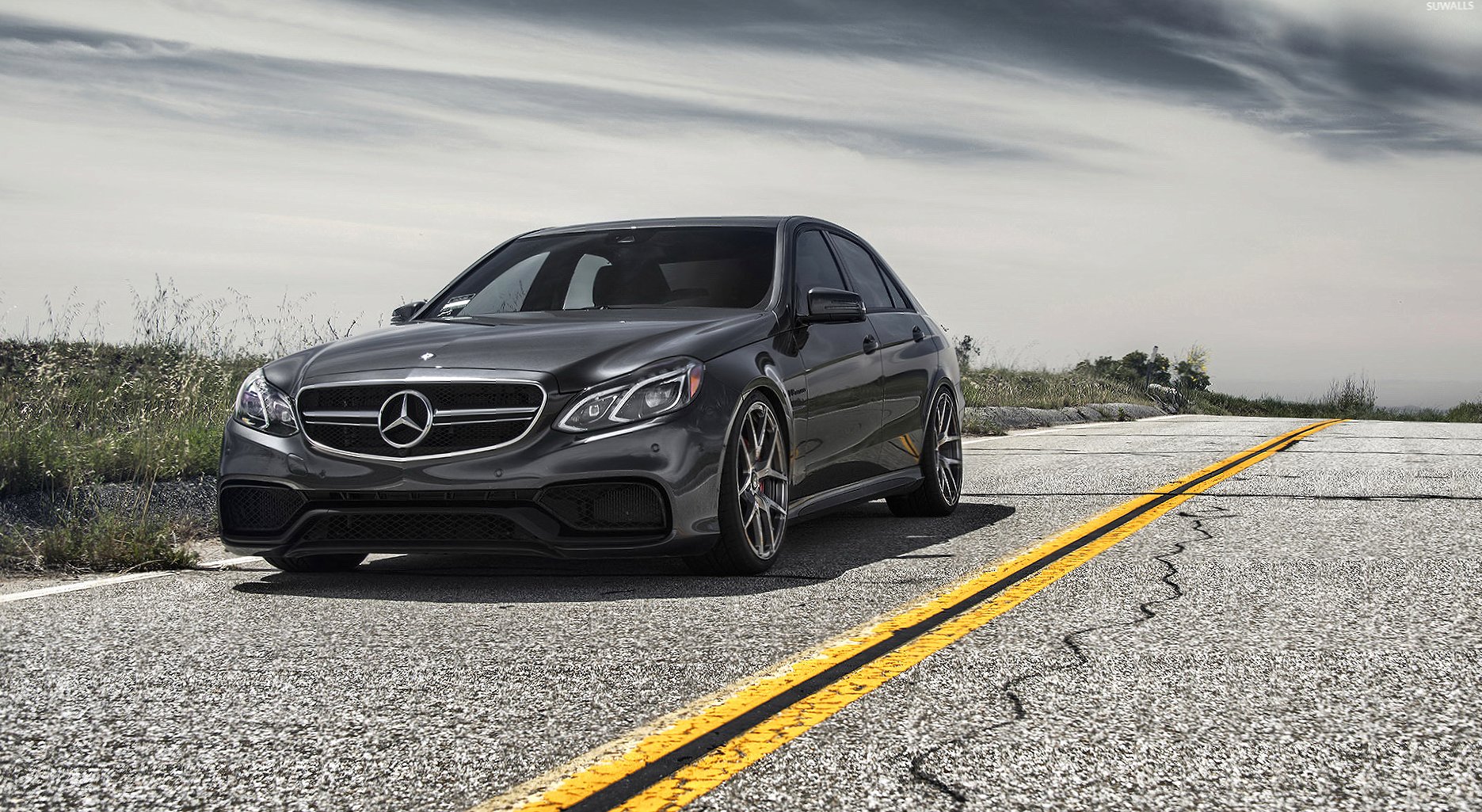 2014 Black Mercedes-Benz E-Class front view wallpapers HD quality