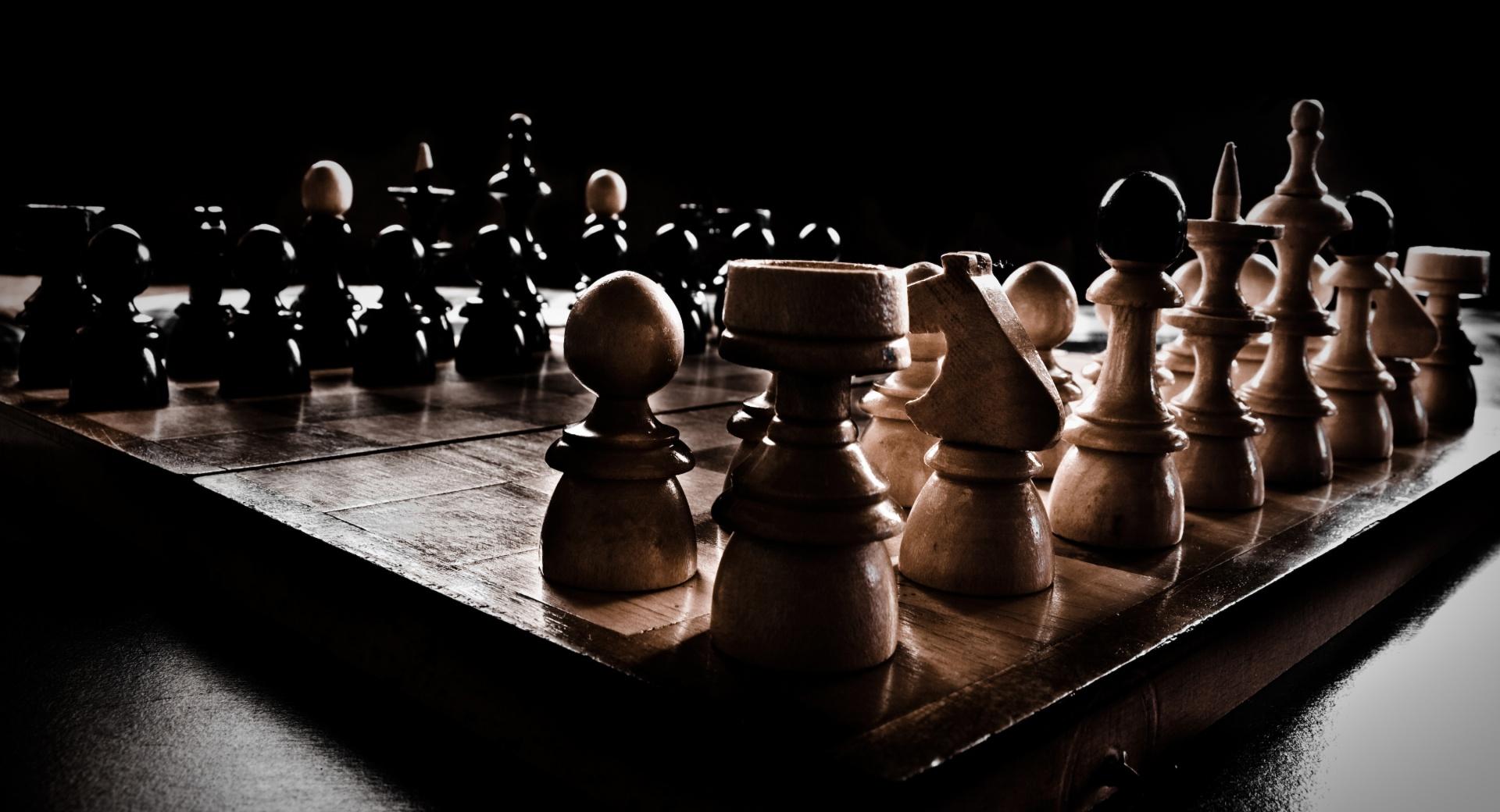 Chess Board at 1152 x 864 size wallpapers HD quality