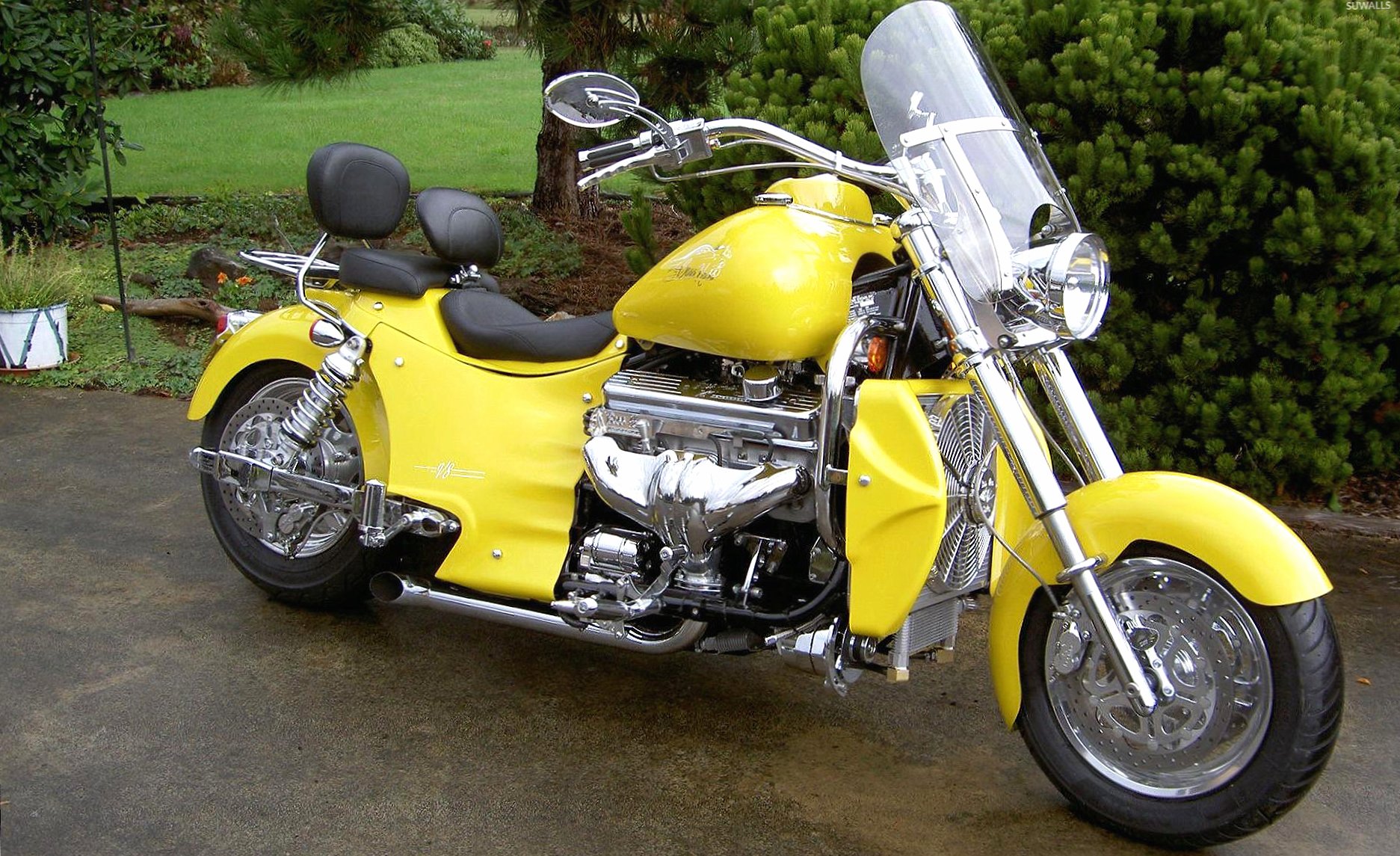 Harley Davidson motorbike at 2048 x 2048 iPad size wallpapers HD quality
