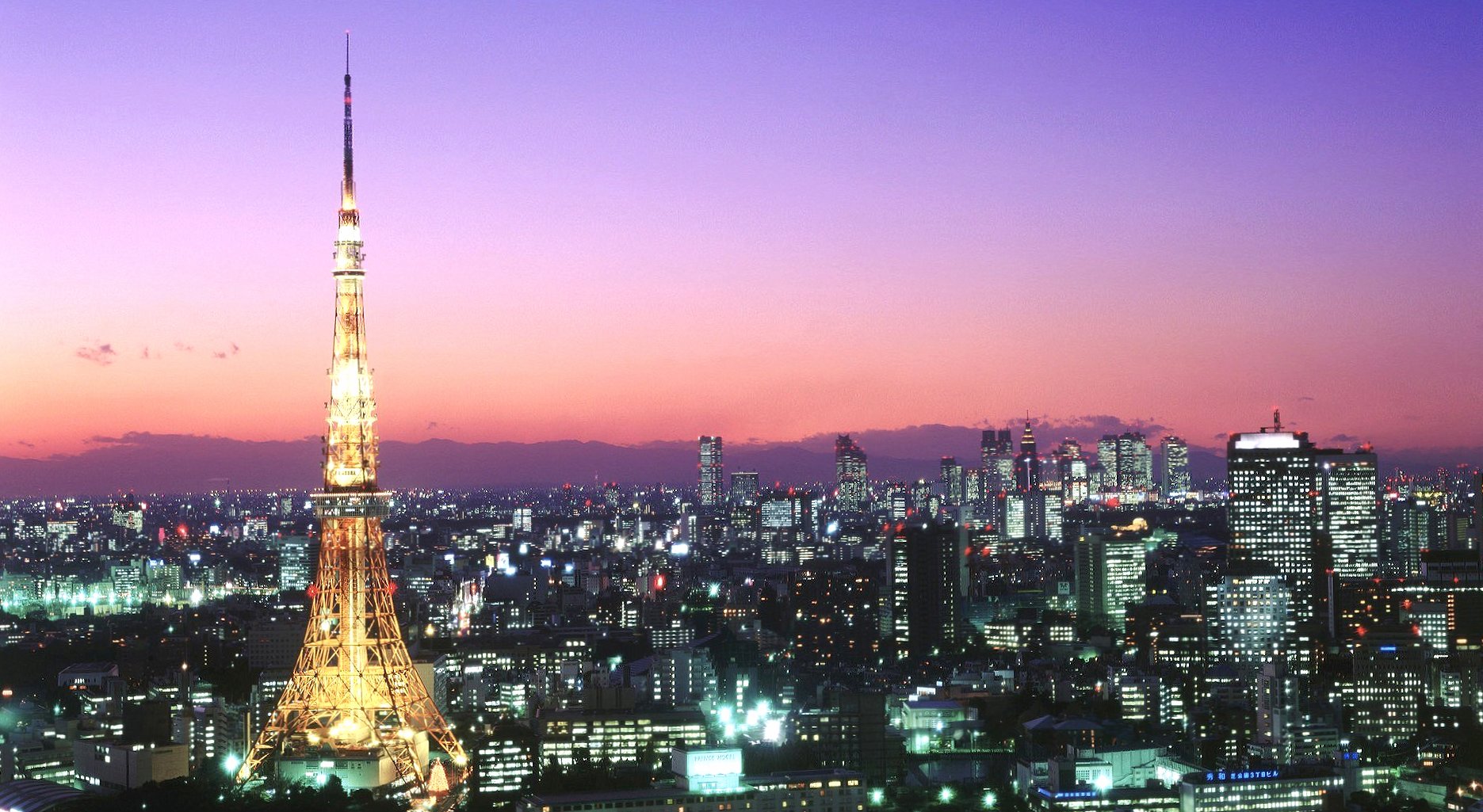 Tokyo by night at 1152 x 864 size wallpapers HD quality