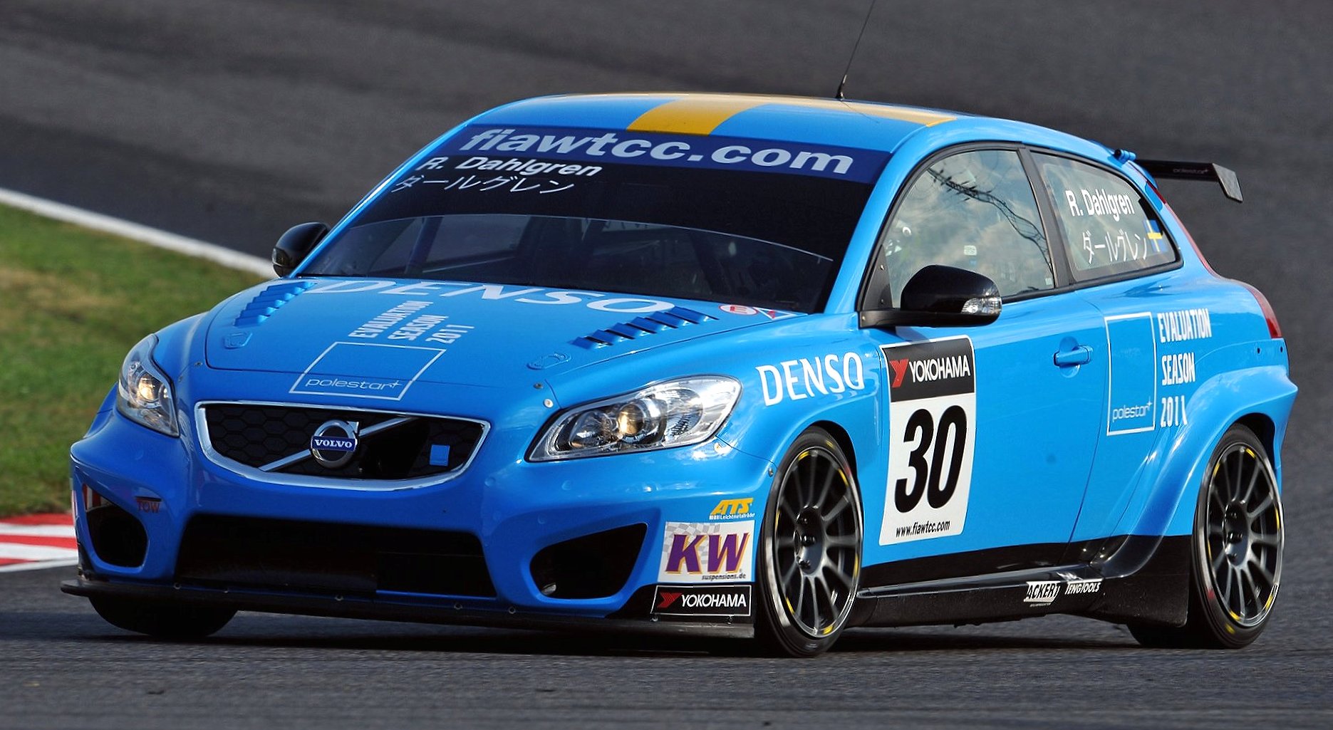 Volvo C30 at 1600 x 1200 size wallpapers HD quality