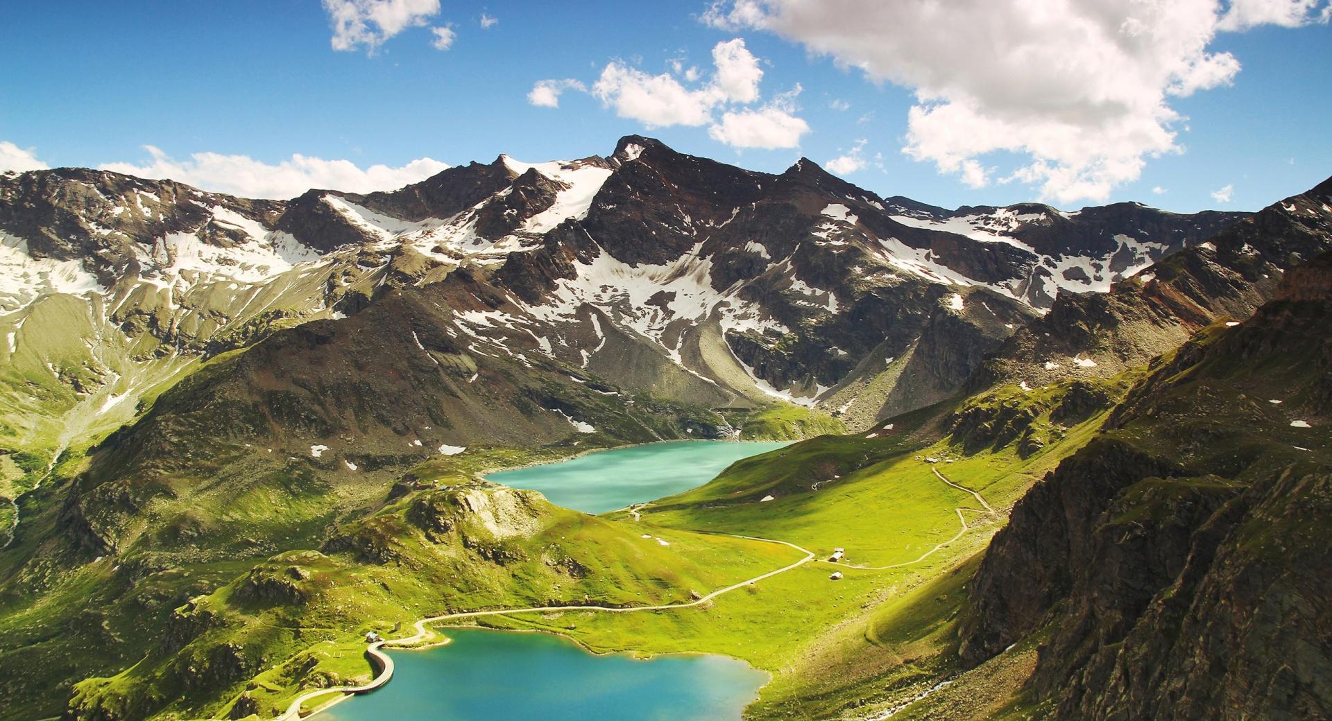 Agnel Lake, Ceresole Reale at 1600 x 1200 size wallpapers HD quality