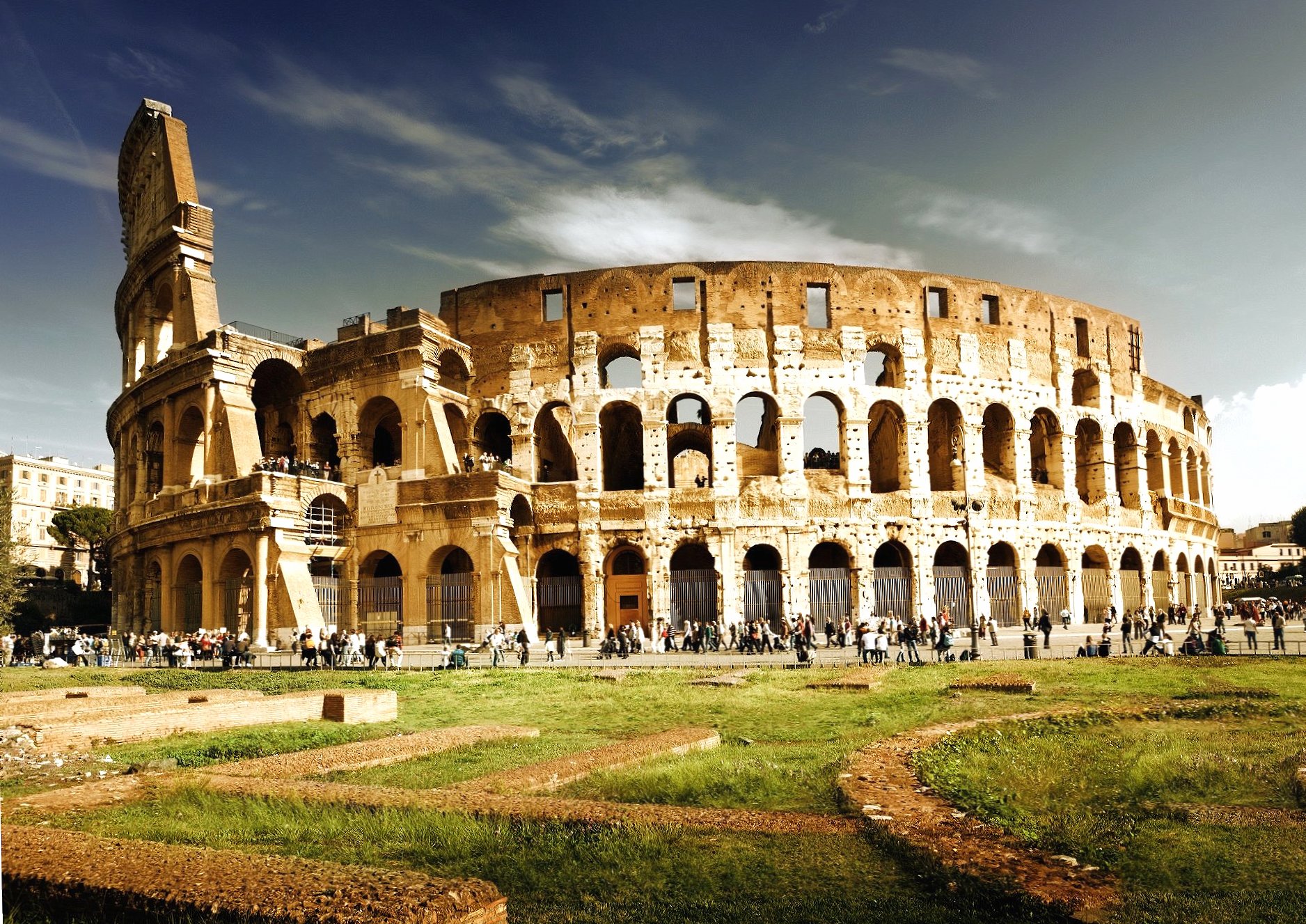 Amazing colosseum rome italy at 1024 x 768 size wallpapers HD quality