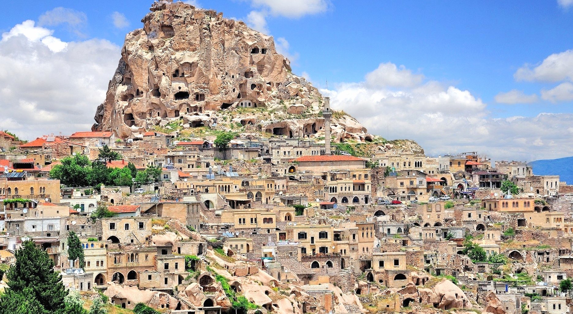 Ancient uchisar cappadocia turkey at 320 x 480 iPhone size wallpapers HD quality