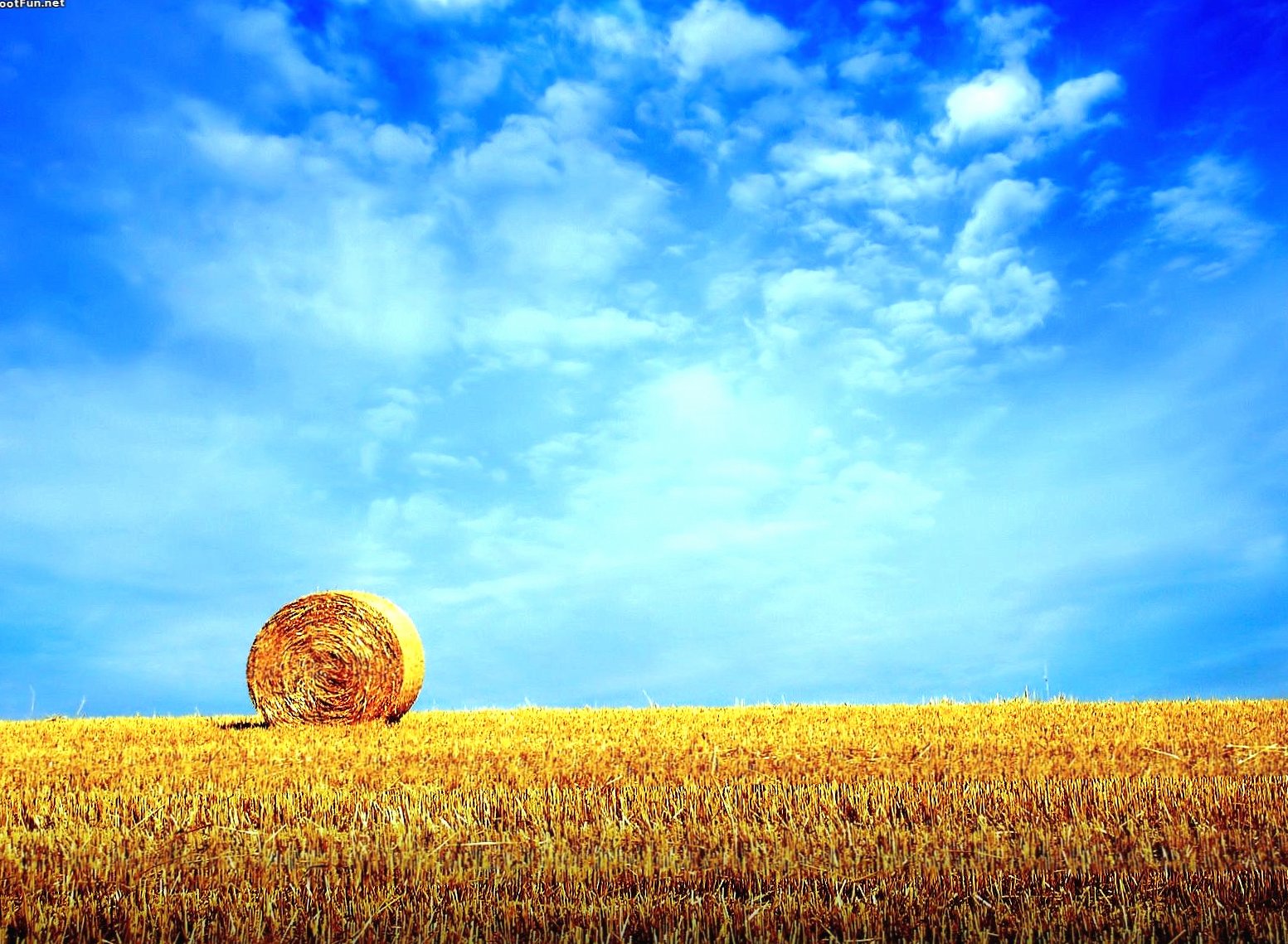 Bale of hay at 1152 x 864 size wallpapers HD quality