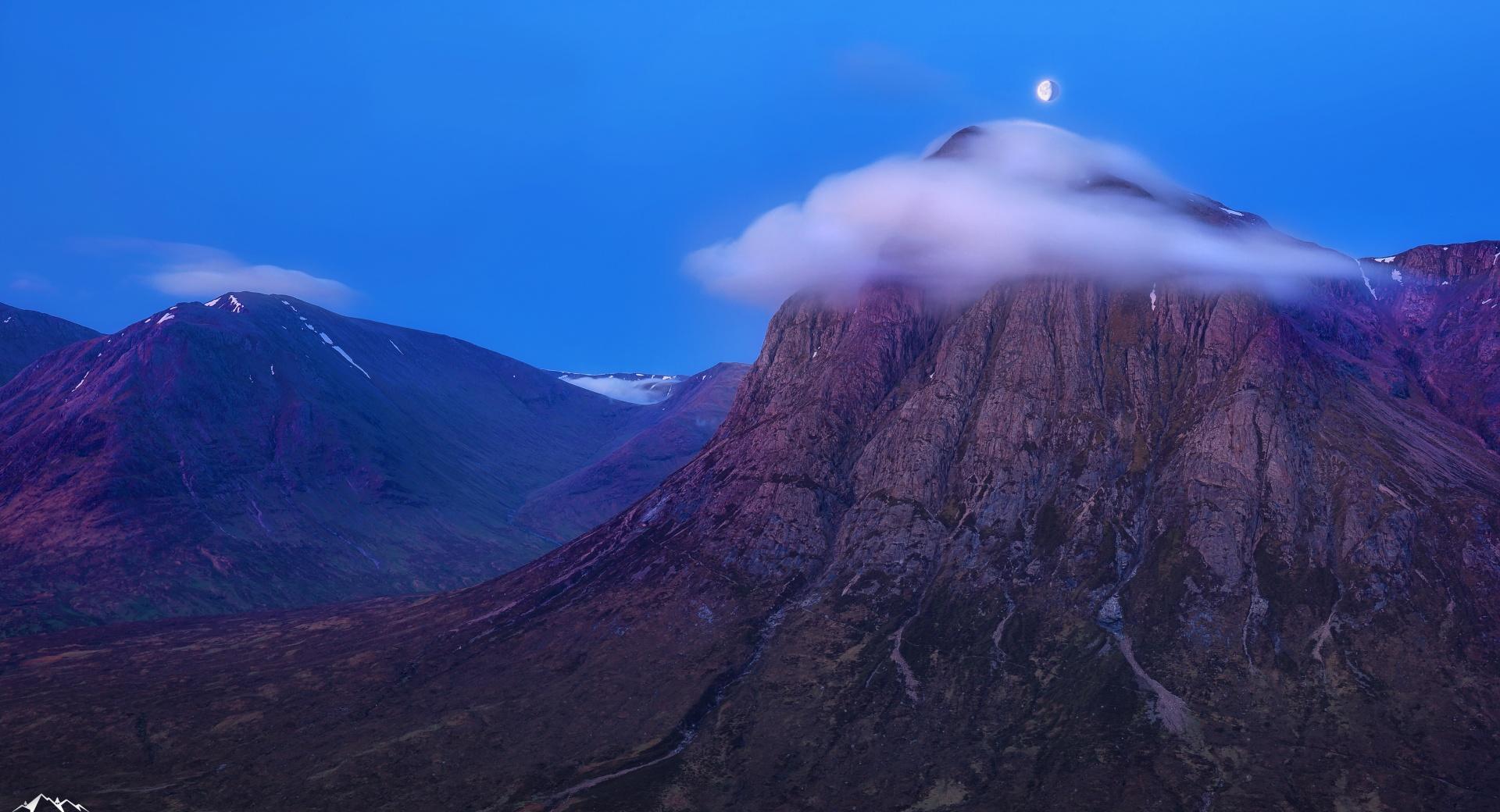 Beinn a Chrulaiste mountain, Scotland at 1334 x 750 iPhone 7 size wallpapers HD quality