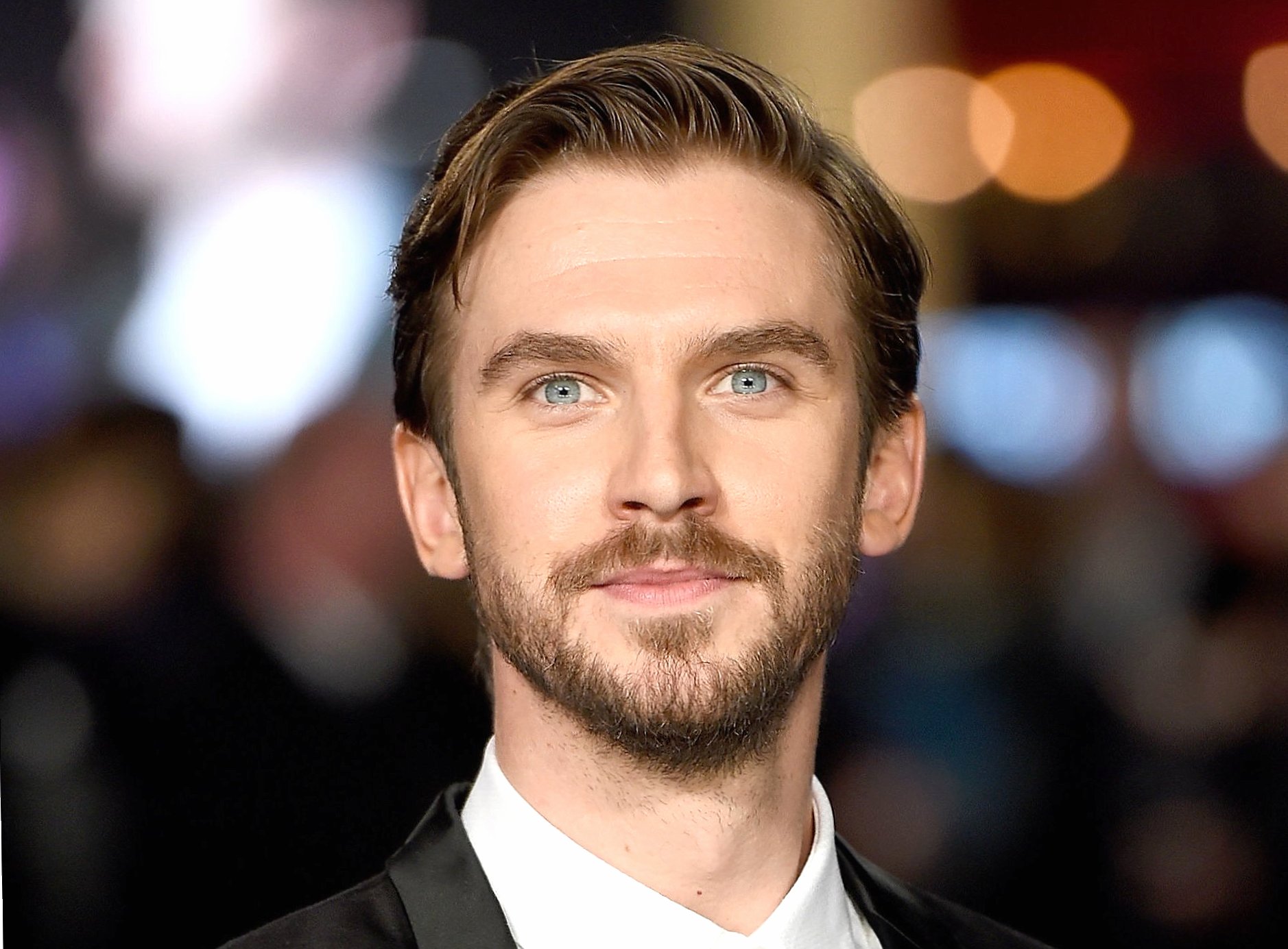 Dan Stevens at 640 x 1136 iPhone 5 size wallpapers HD quality
