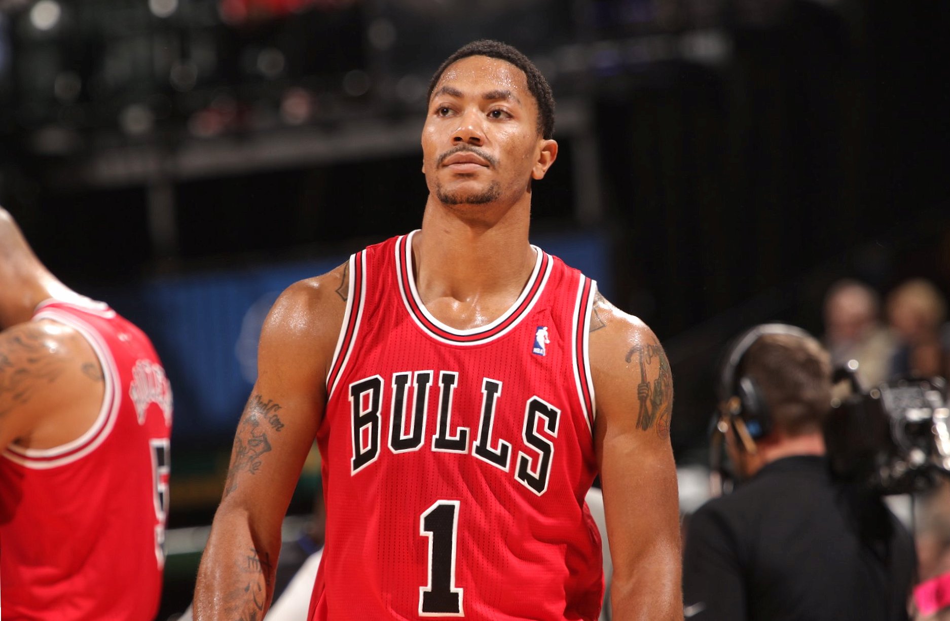 Derrick Rose at 1280 x 960 size wallpapers HD quality