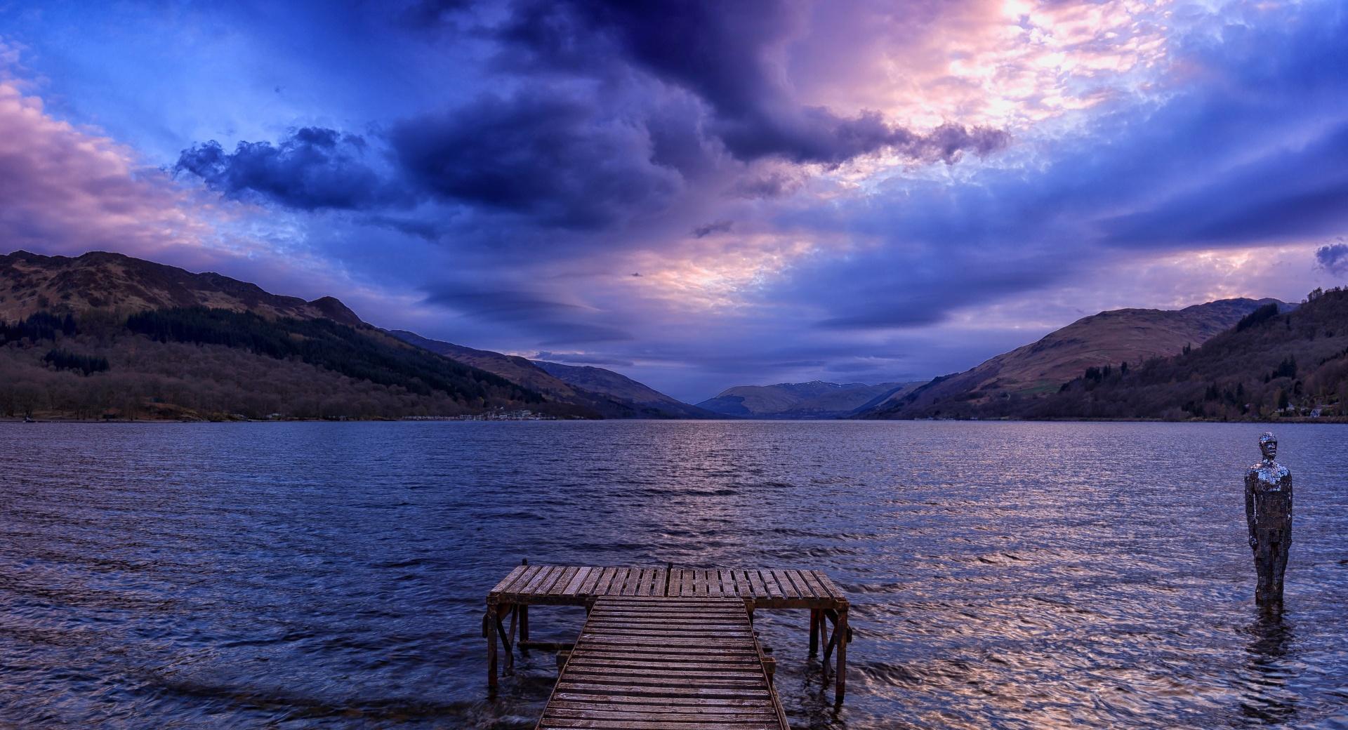 Loch Earn, Scotland at 320 x 480 iPhone size wallpapers HD quality