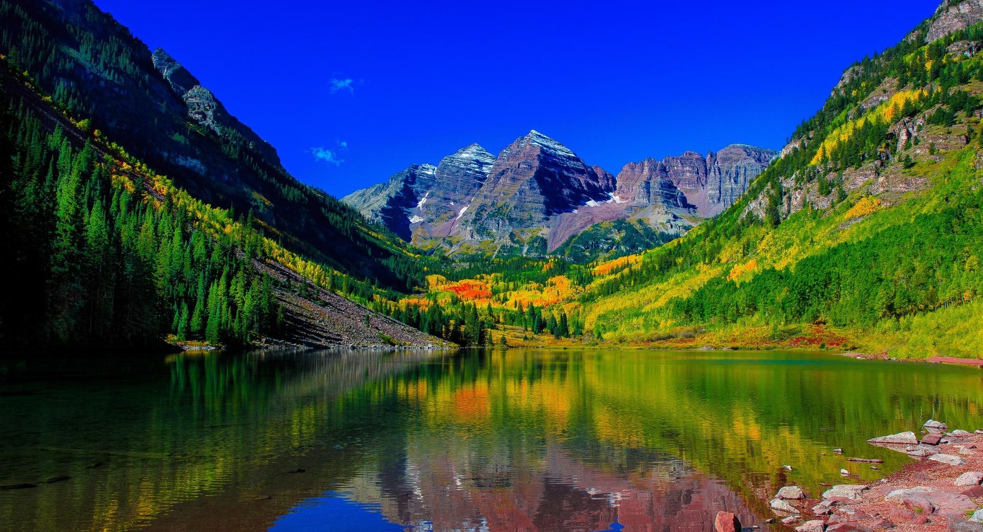 Maroon Bells Peak, Fall Colors, Colorado at 2048 x 2048 iPad size wallpapers HD quality
