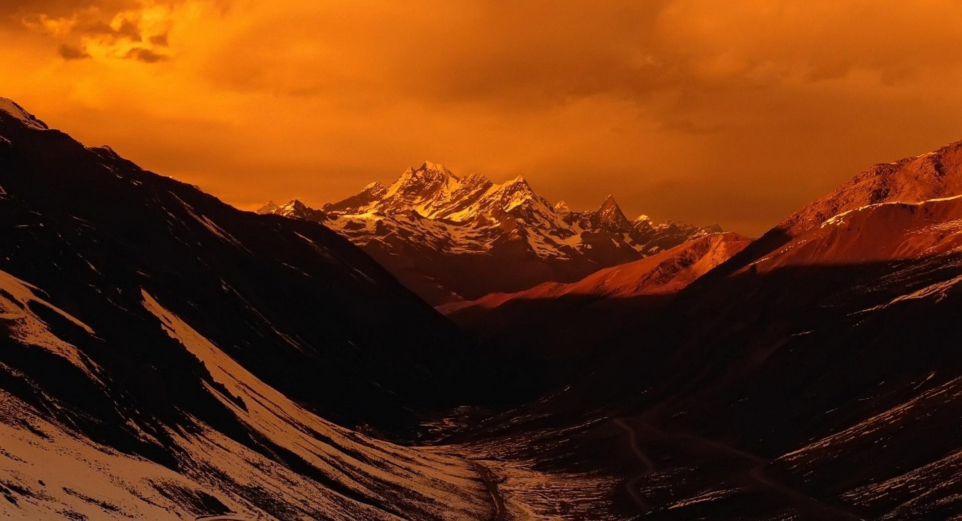 Orange Sky Mountain Landscape at 750 x 1334 iPhone 6 size wallpapers HD quality