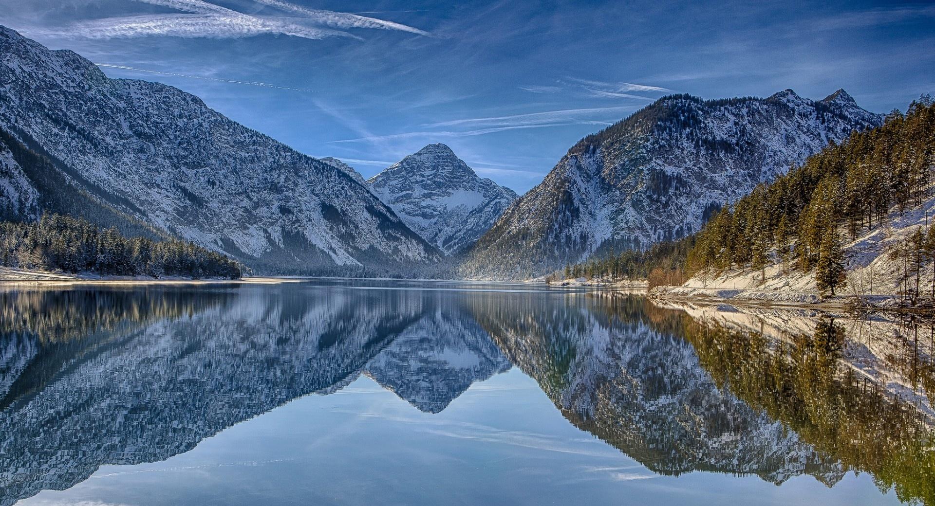 Plansee Lake, Tirol, Austria at 1024 x 1024 iPad size wallpapers HD quality
