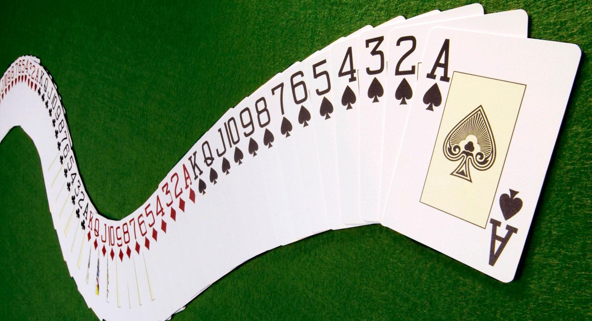 Playing Cards at 640 x 1136 iPhone 5 size wallpapers HD quality
