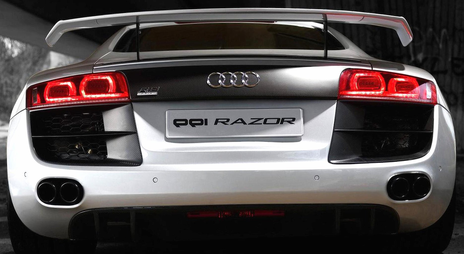 R8 razor at 1280 x 960 size wallpapers HD quality