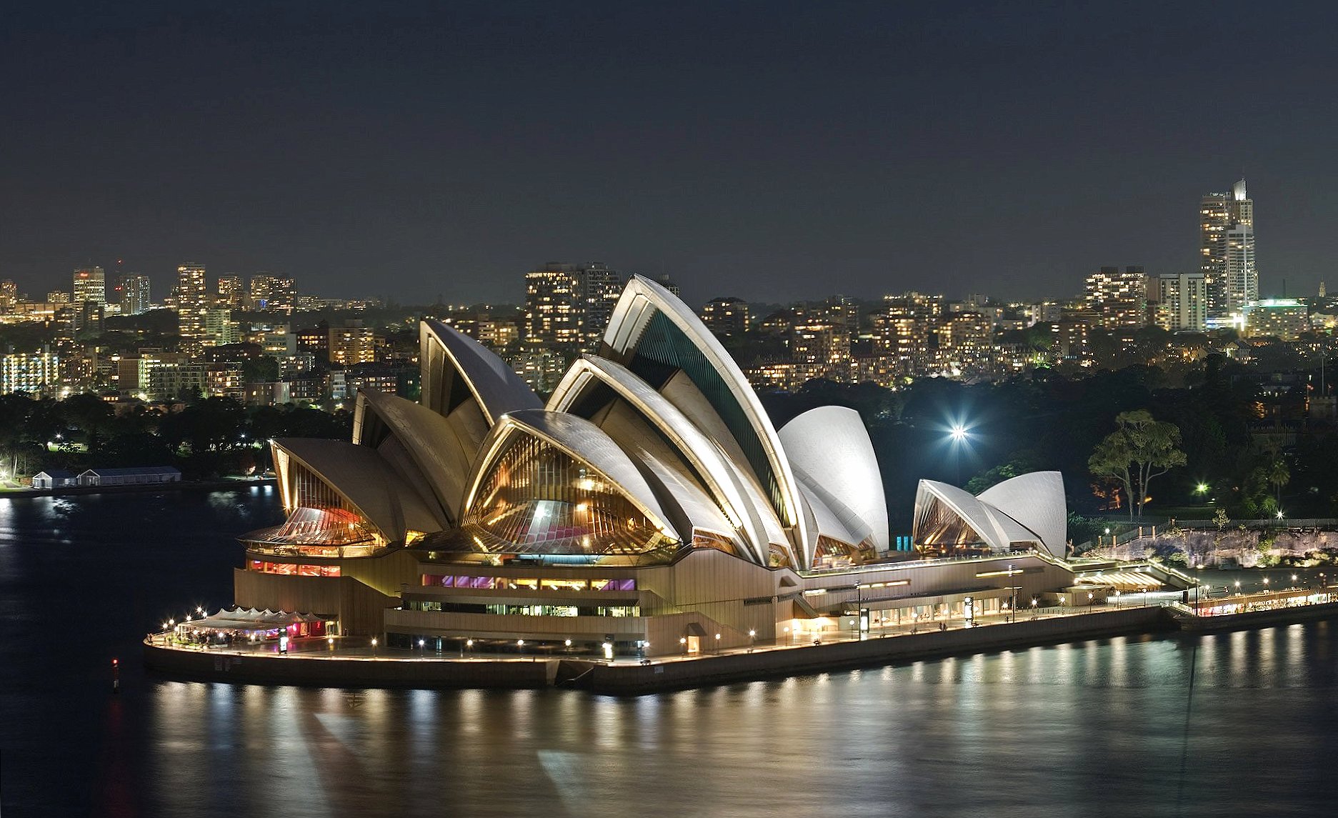 Sidney opera house australia at 2048 x 2048 iPad size wallpapers HD quality