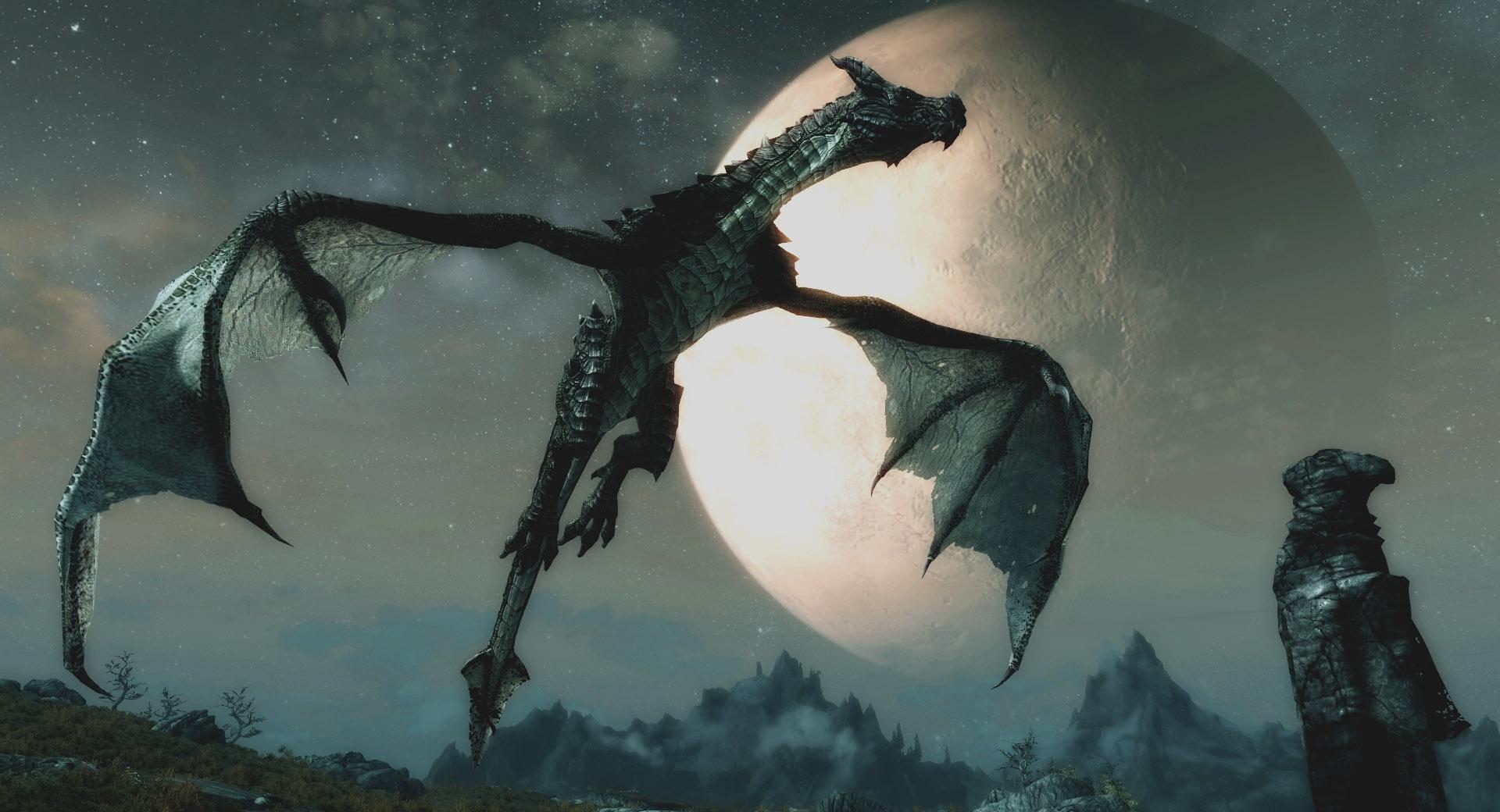 The Dragon and the Moon at 1280 x 960 size wallpapers HD quality