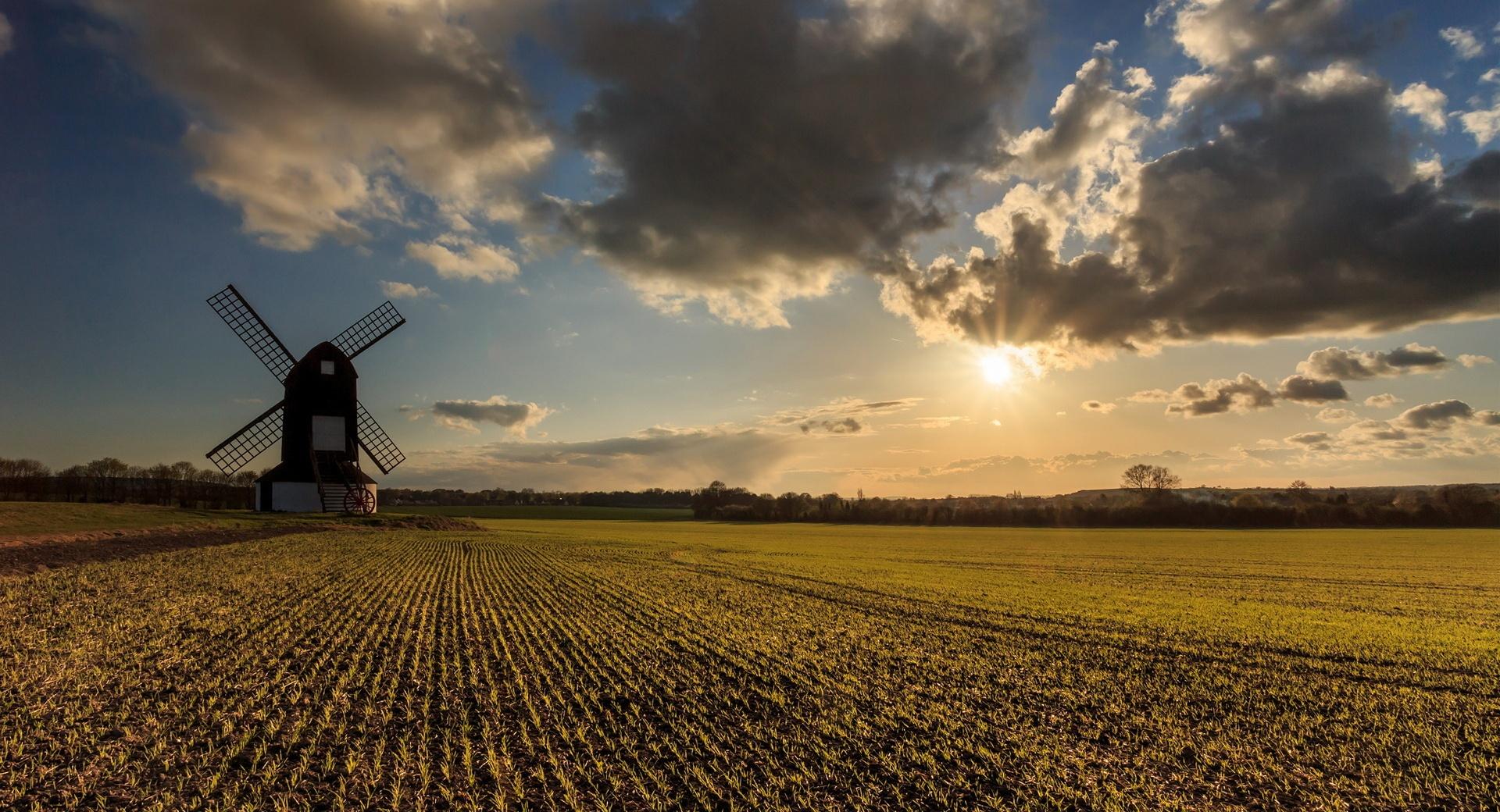 Windmill At The Sunset at 320 x 480 iPhone size wallpapers HD quality