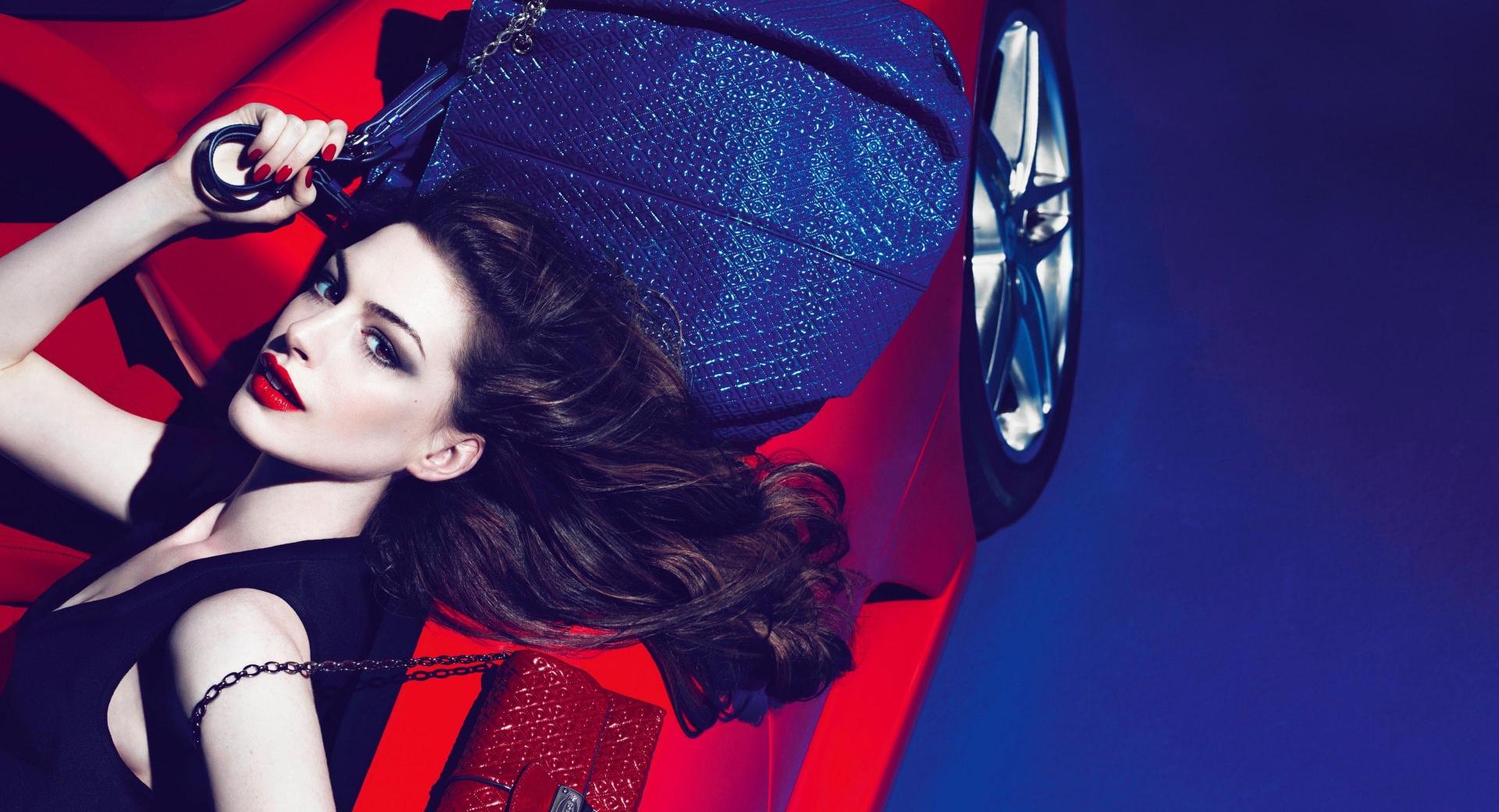 Anne Hathaway Tods at 320 x 480 iPhone size wallpapers HD quality