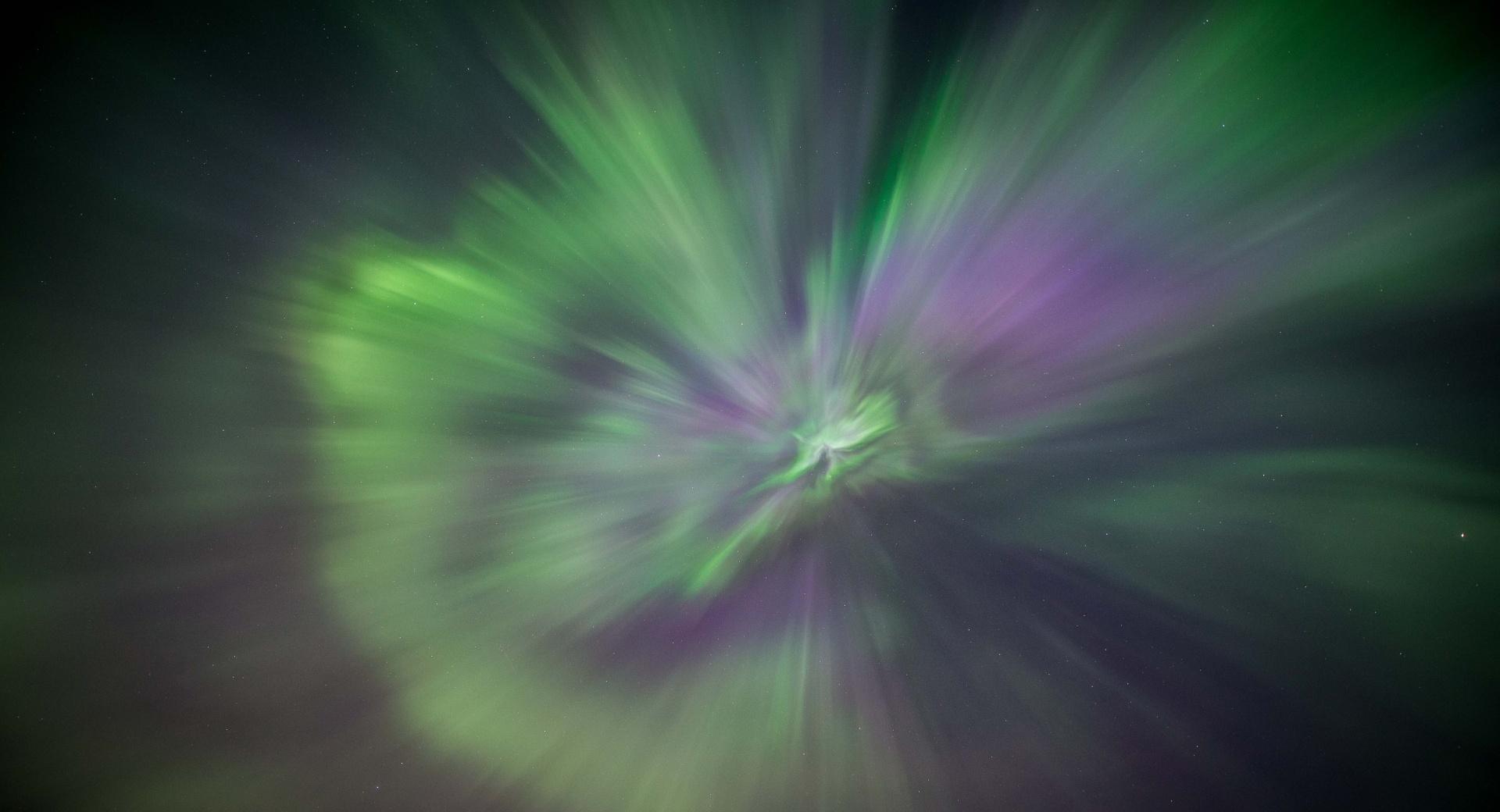 Aurora Burst - Canada at 750 x 1334 iPhone 6 size wallpapers HD quality