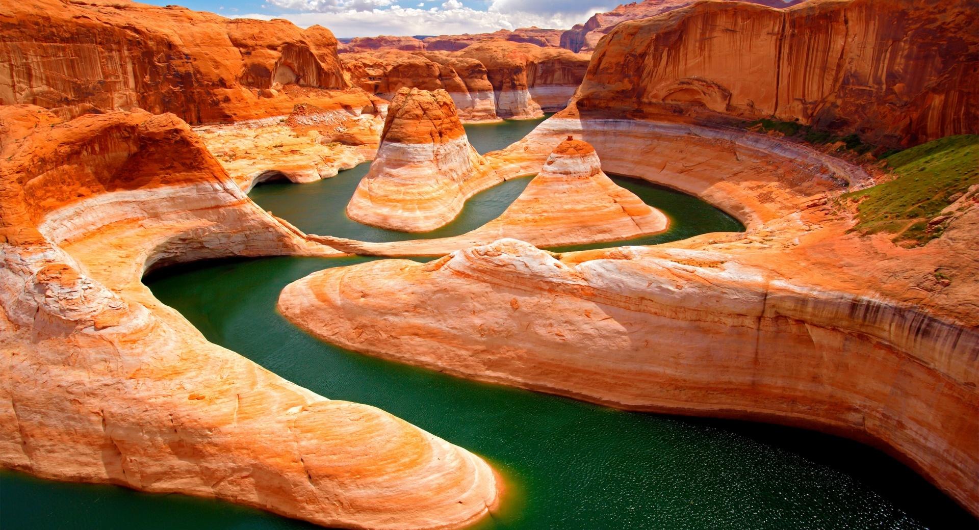 Beautiful Canyon River at 640 x 960 iPhone 4 size wallpapers HD quality