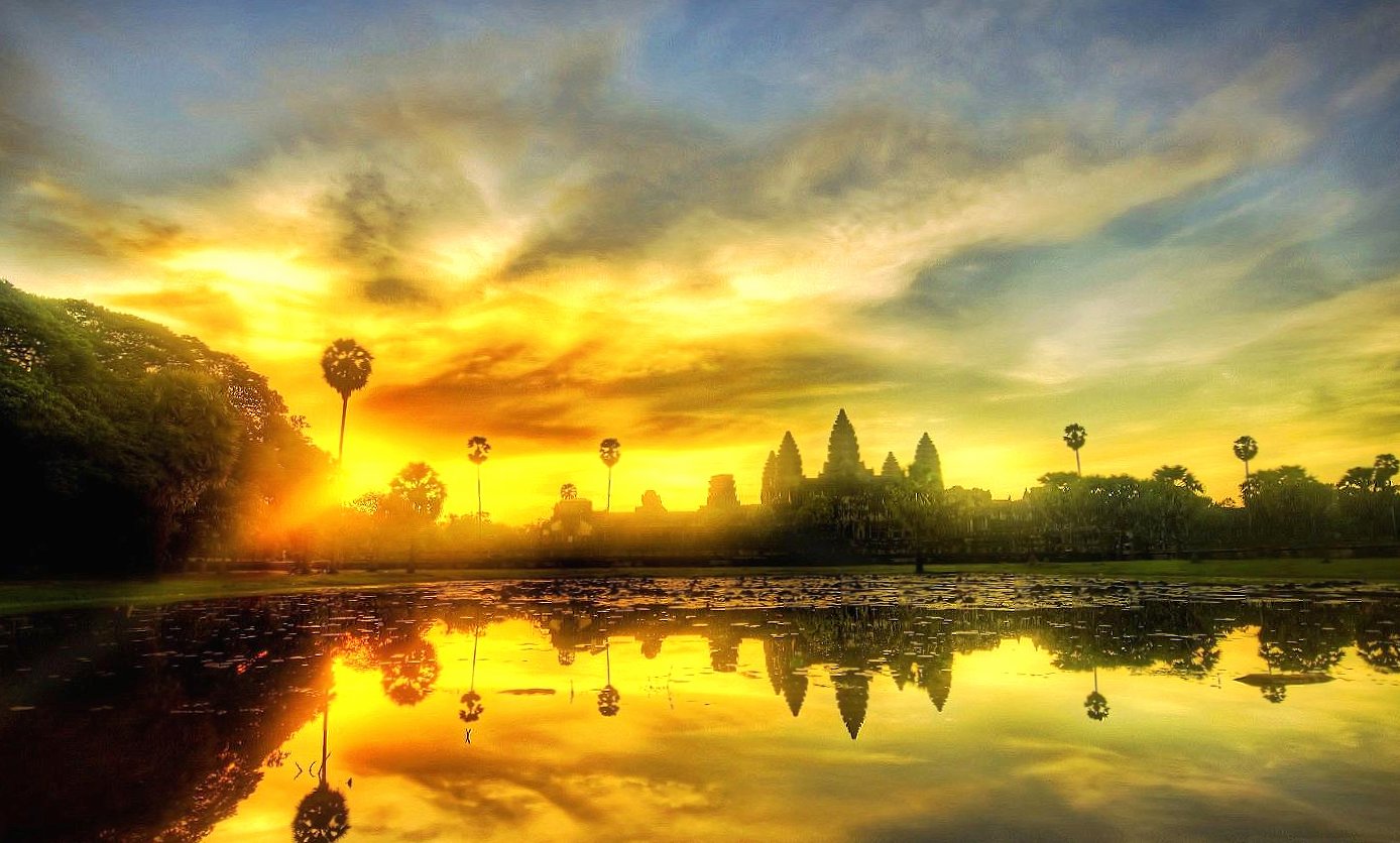 Cambodian landscape angkor wat at 320 x 480 iPhone size wallpapers HD quality