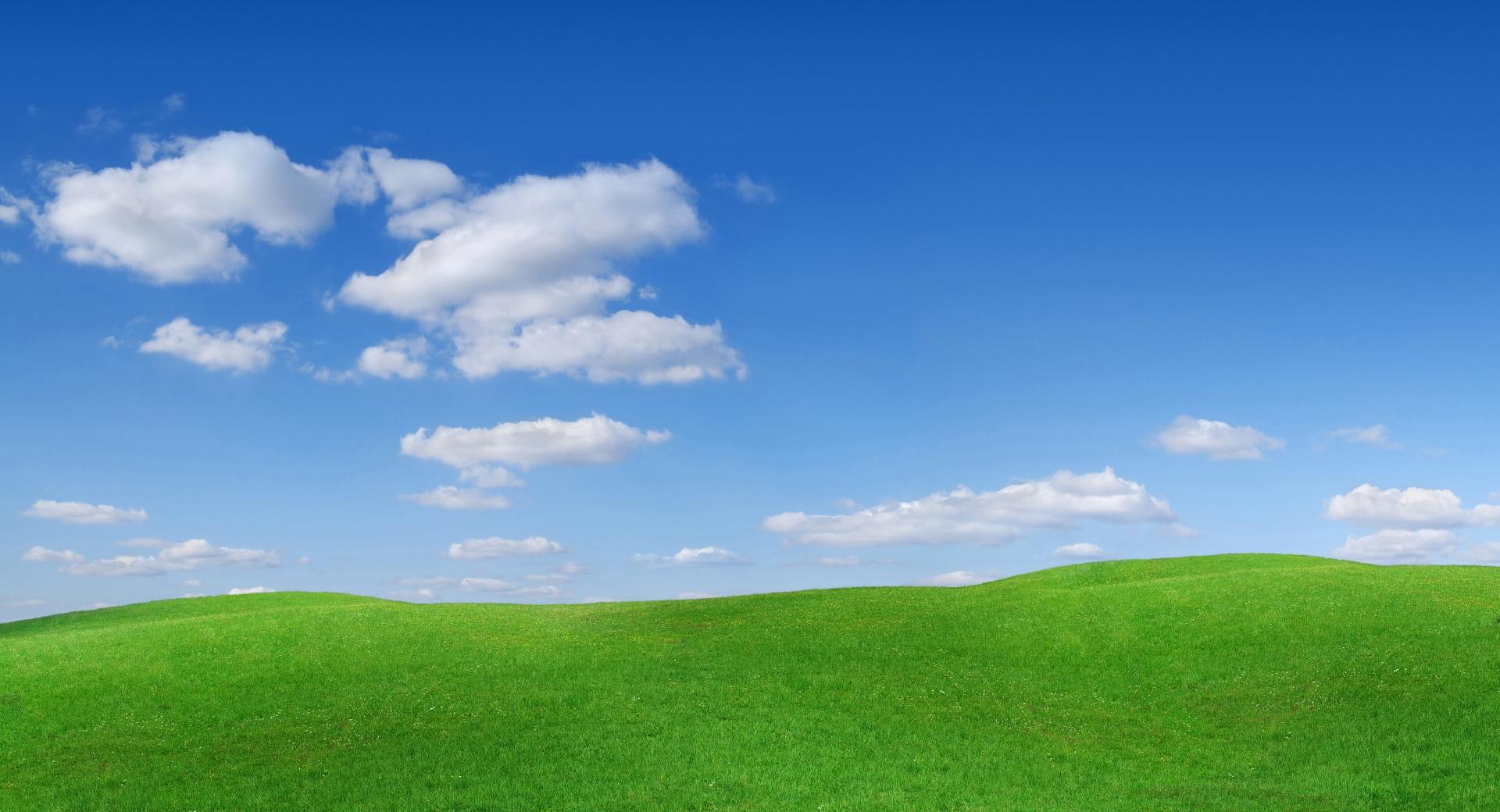 Green Hills Scenery at 750 x 1334 iPhone 6 size wallpapers HD quality