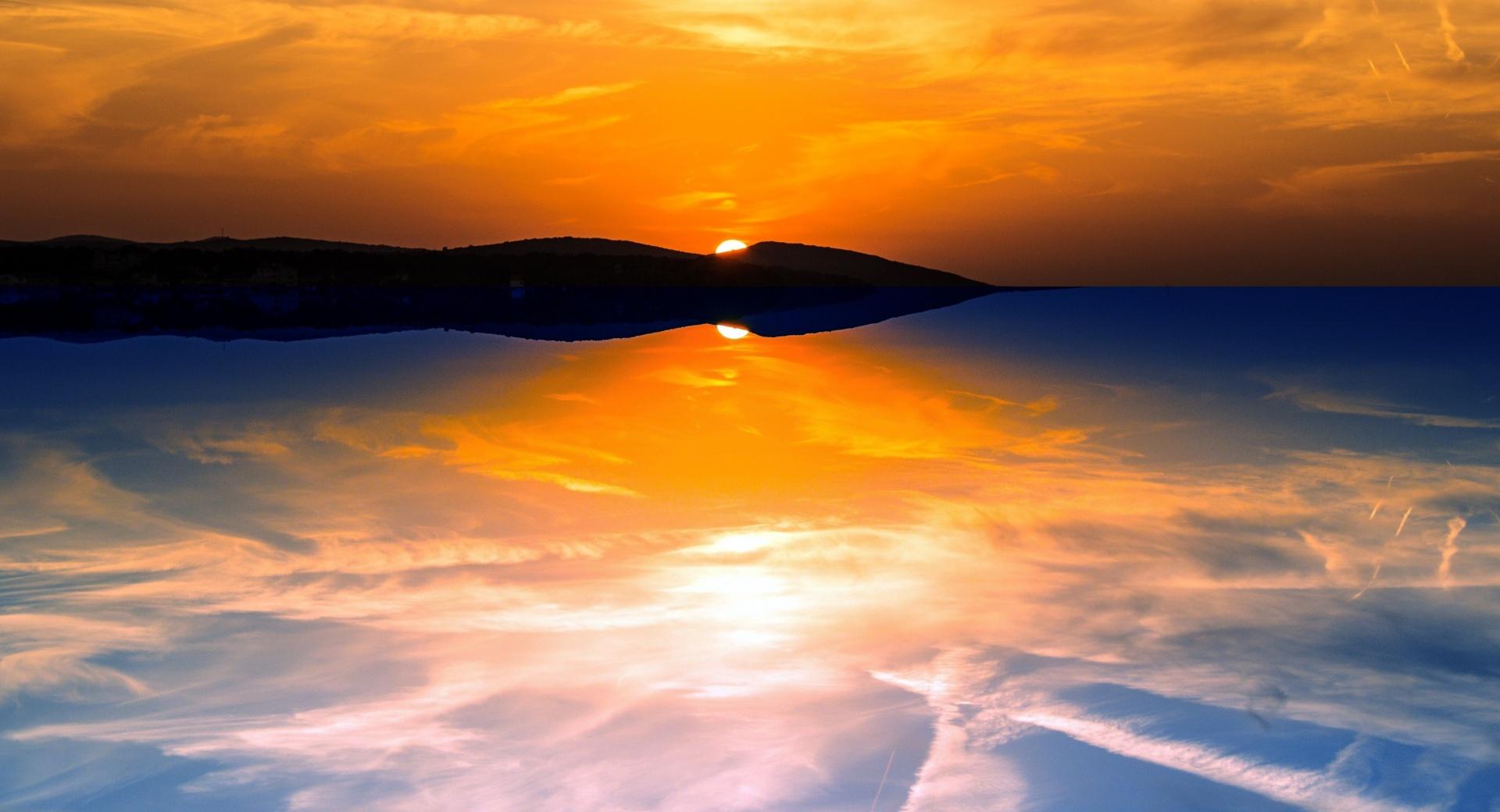 Orange Sky Reflected in a Calm Sea at 750 x 1334 iPhone 6 size wallpapers HD quality