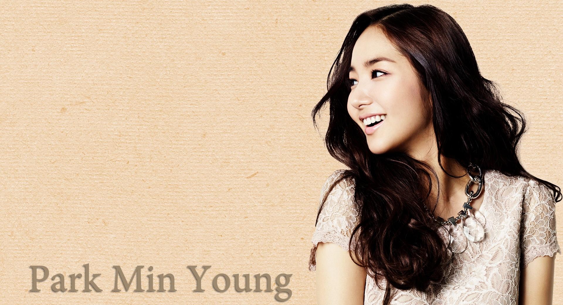 Park Min Young at 1600 x 1200 size wallpapers HD quality