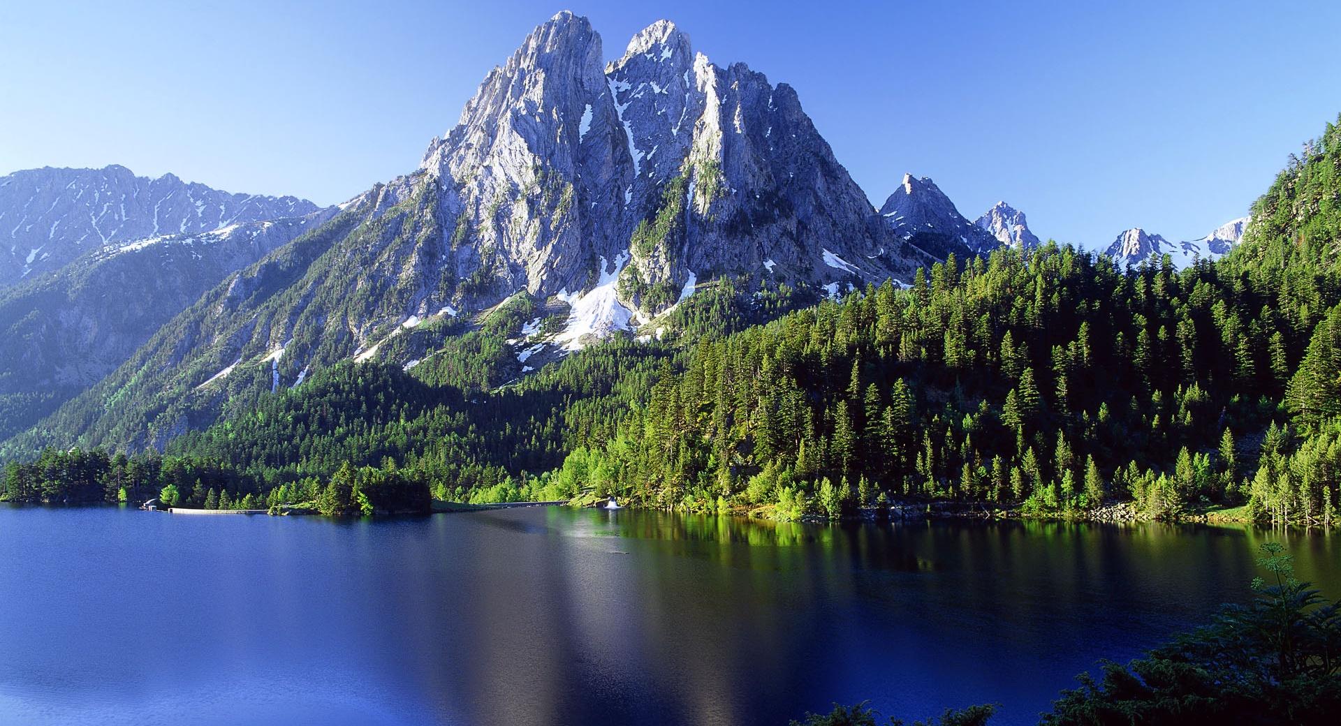 Spain Mountains at 640 x 1136 iPhone 5 size wallpapers HD quality