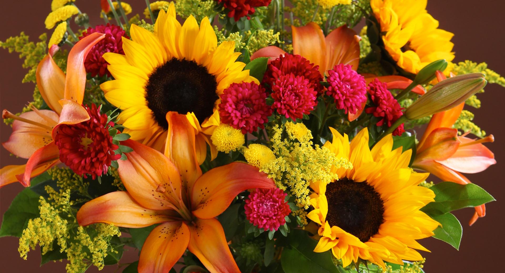 Summer Flowers Bouquet at 640 x 1136 iPhone 5 size wallpapers HD quality