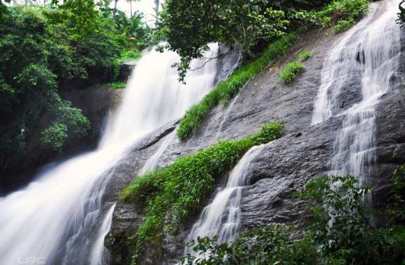Areekkal Waterfall