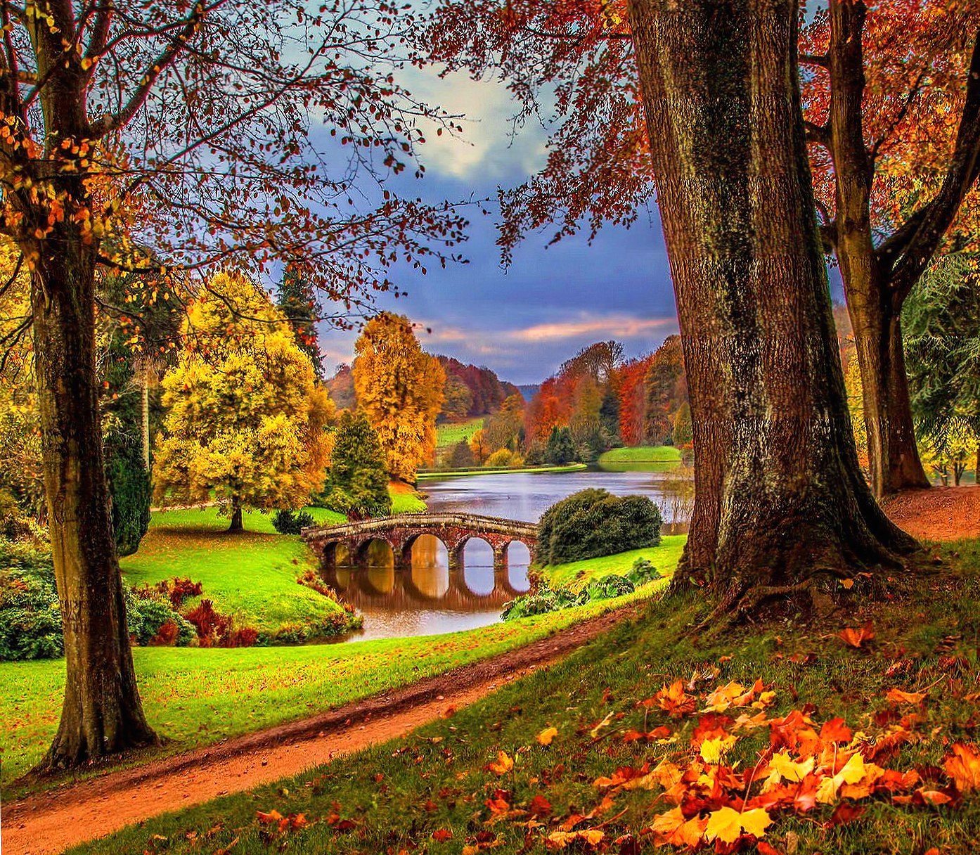 Autumn Park at 750 x 1334 iPhone 6 size wallpapers HD quality
