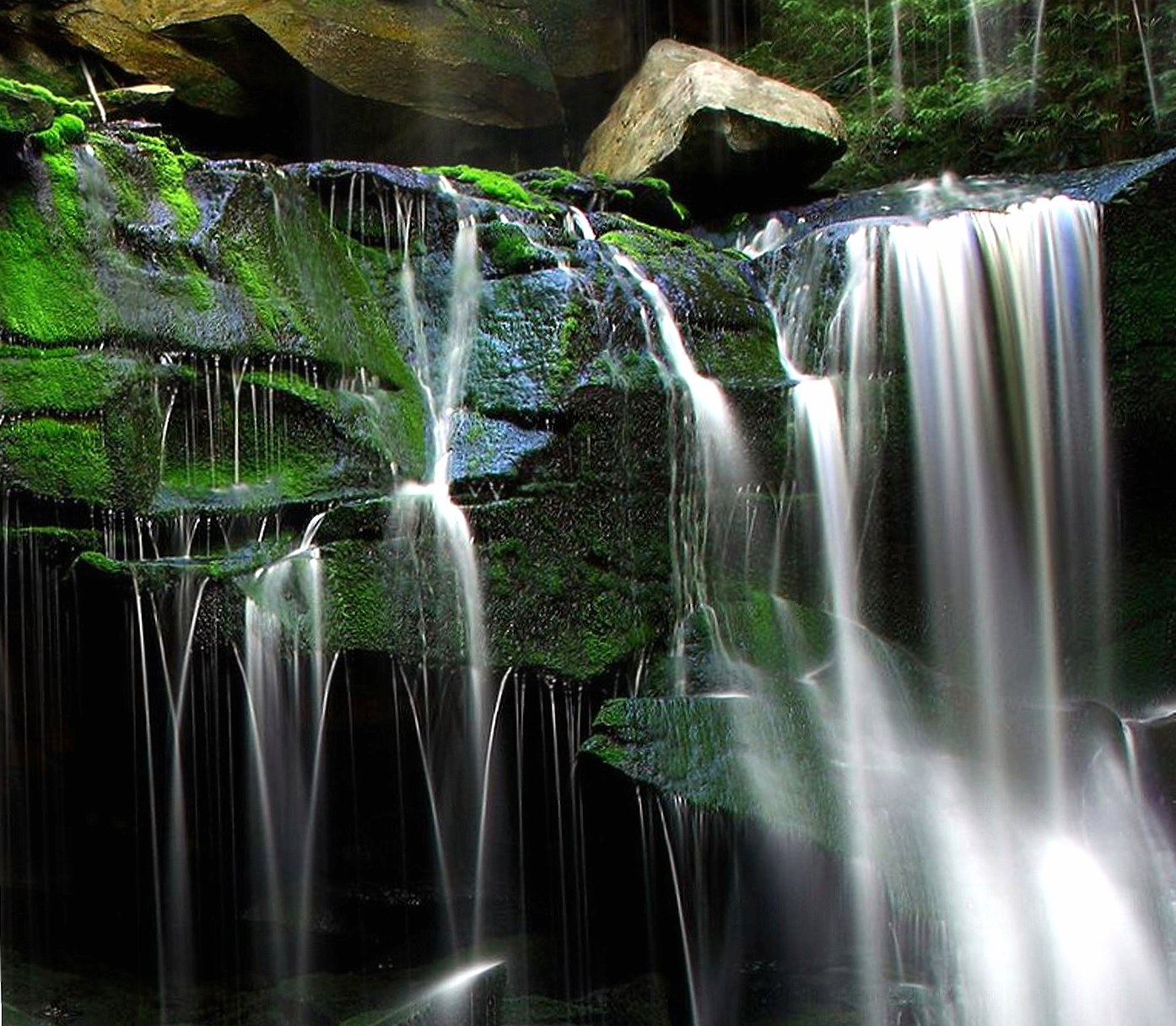 cascade at 1152 x 864 size wallpapers HD quality