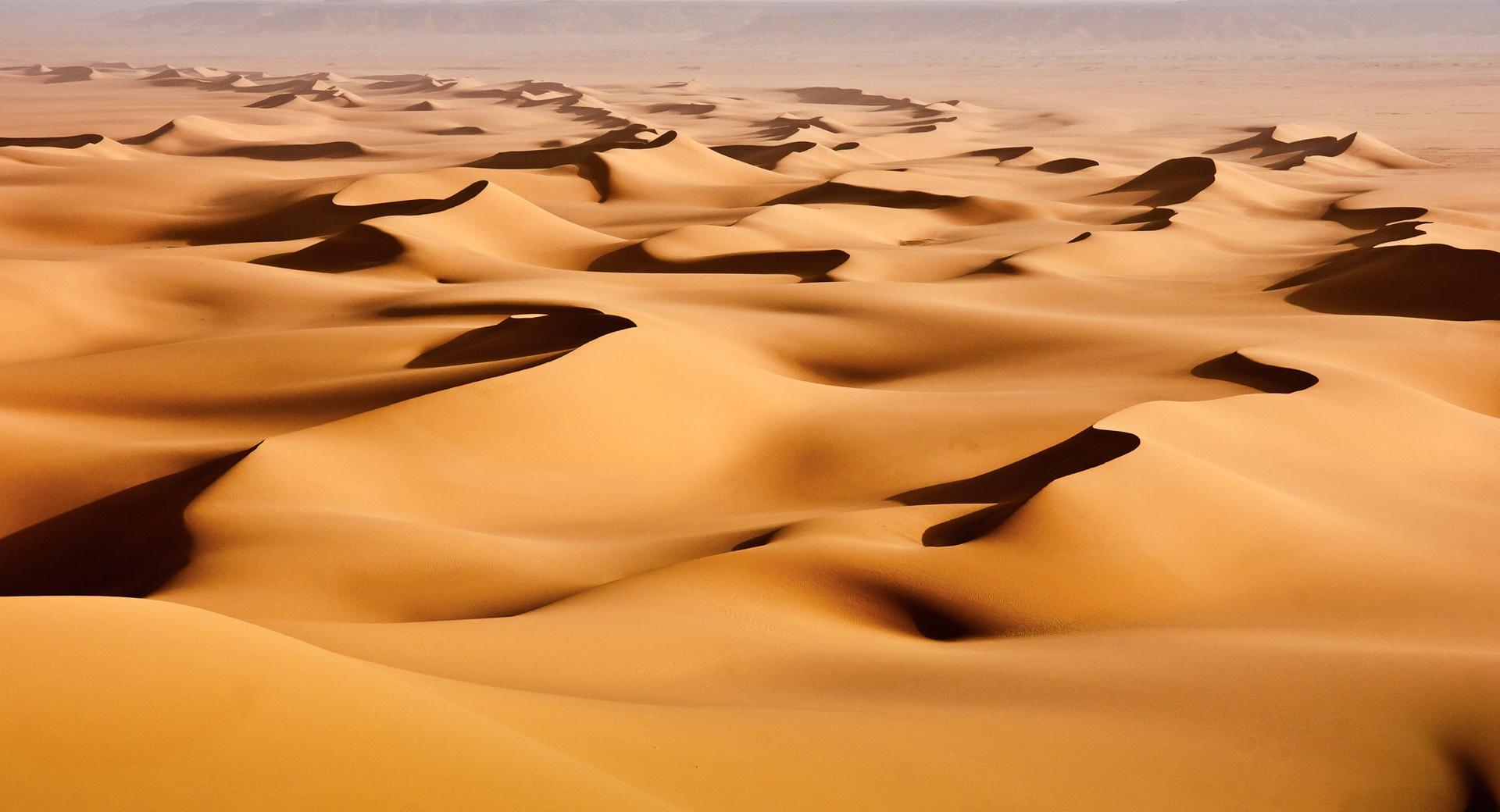Desert Sand Dunes at 1024 x 1024 iPad size wallpapers HD quality
